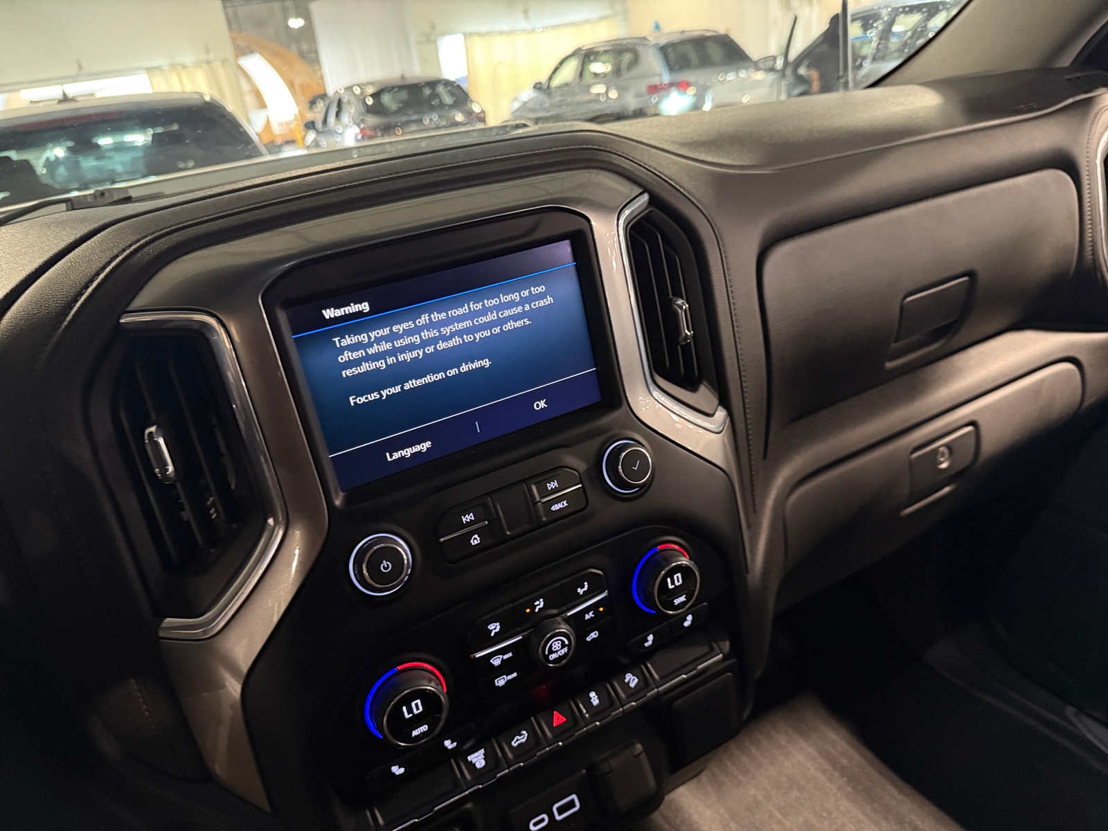Thumbnail: 2022 Chevrolet Silverado 2500 - 4