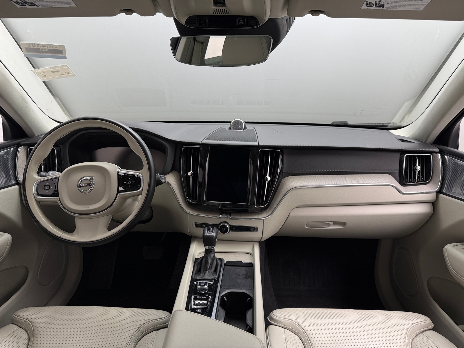 Thumbnail: 2021 Volvo XC60 - 2