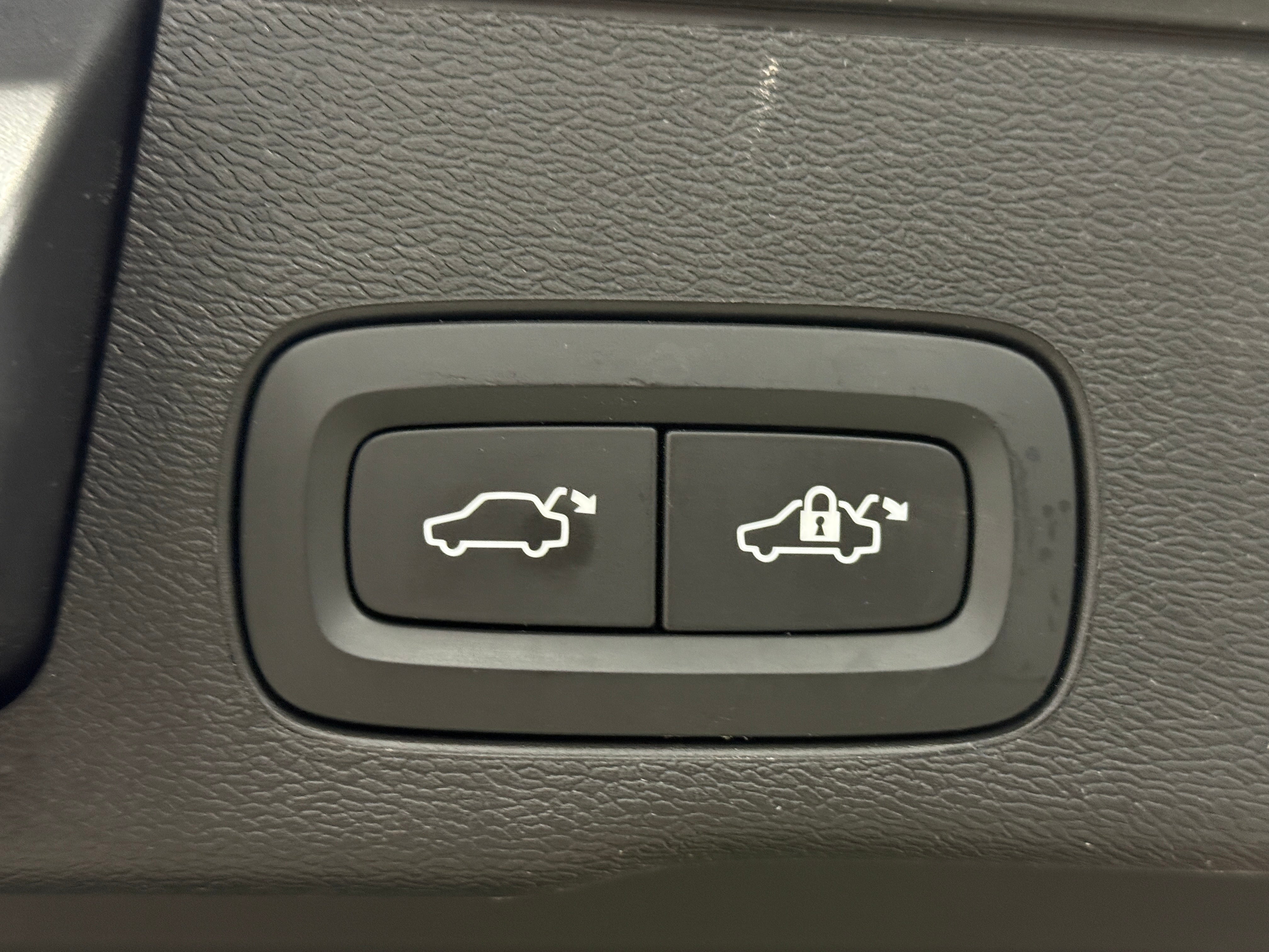 2021 Volvo XC60 Inscription