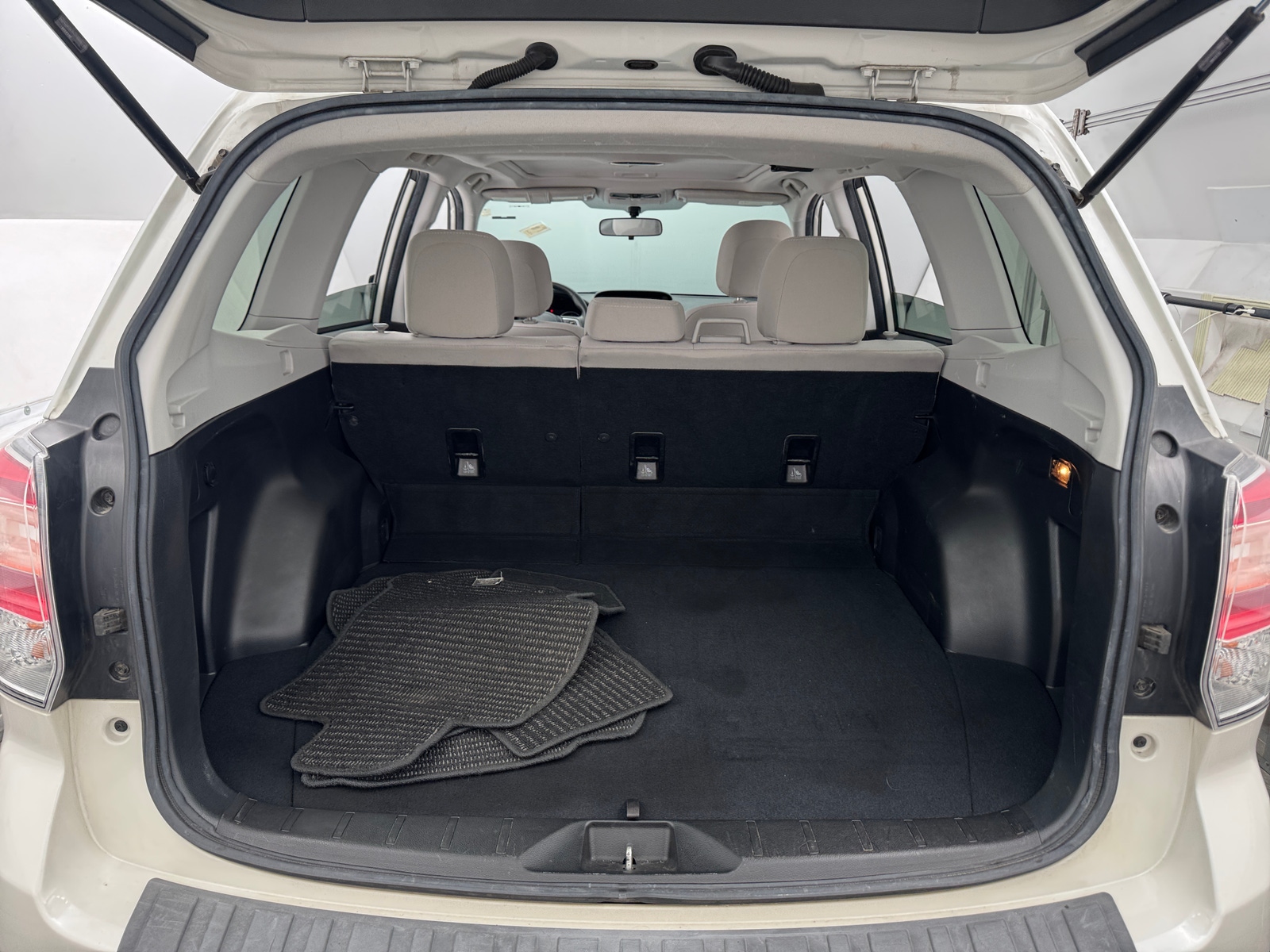Thumbnail: 2017 Subaru Forester - 7