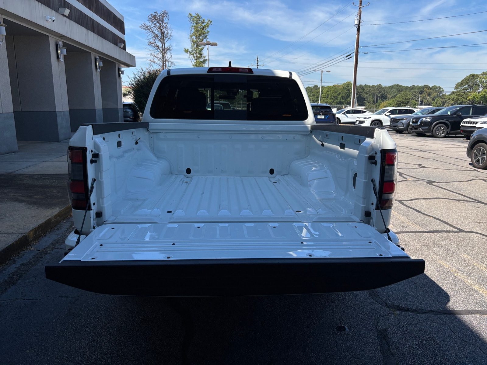 Thumbnail: 2026 Nissan Frontier - 6