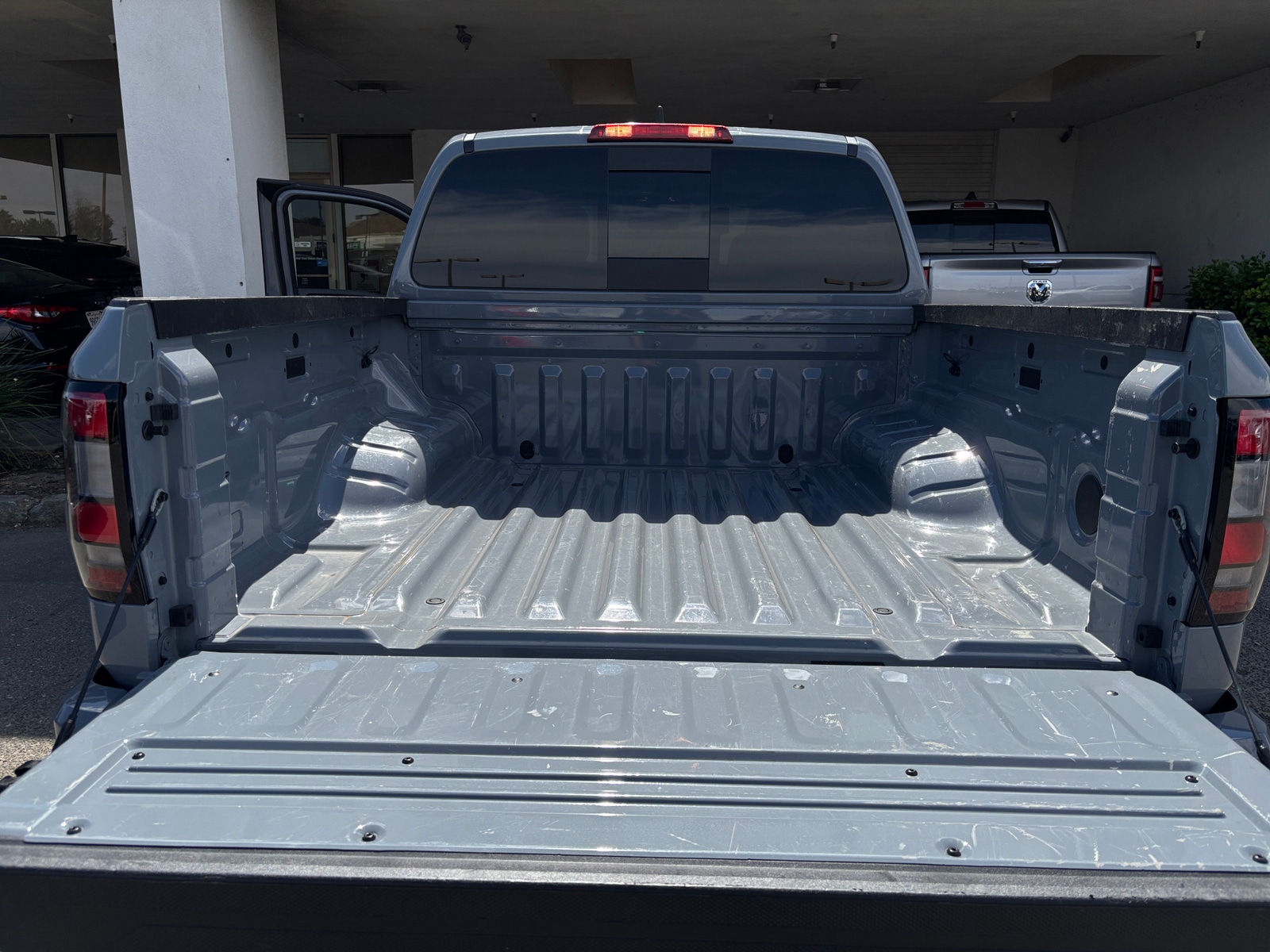 Thumbnail: 2026 Nissan Frontier - 6