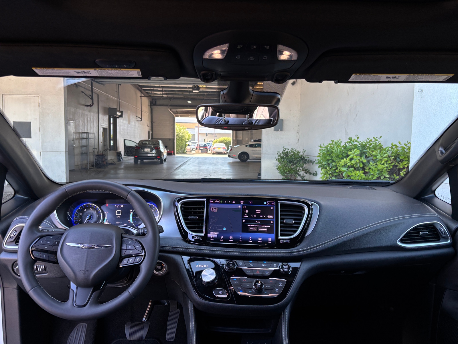 Thumbnail: 2025 Chrysler Pacifica - 2