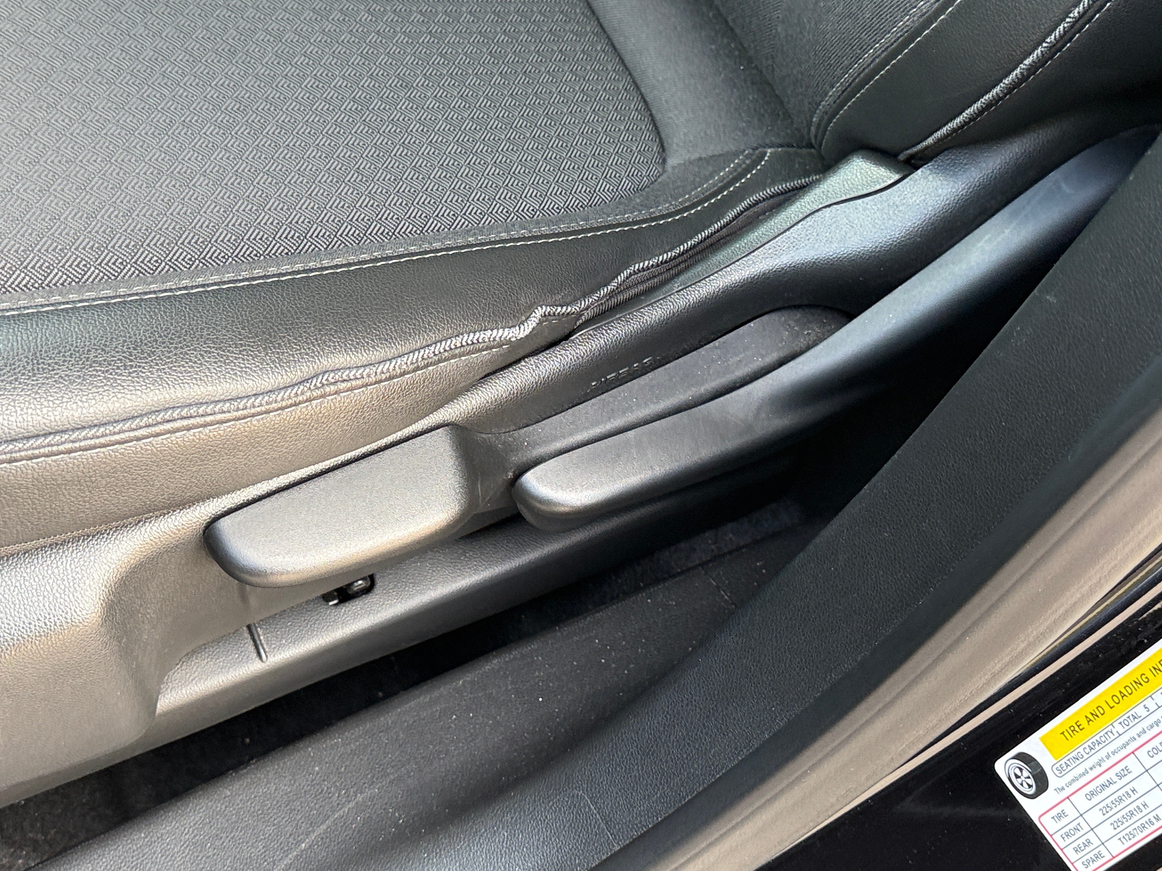 2025 Buick Encore GX Preferred - Photo 13