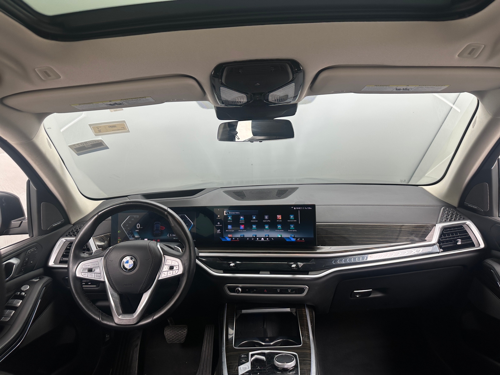 Thumbnail: 2025 BMW X7 - 3