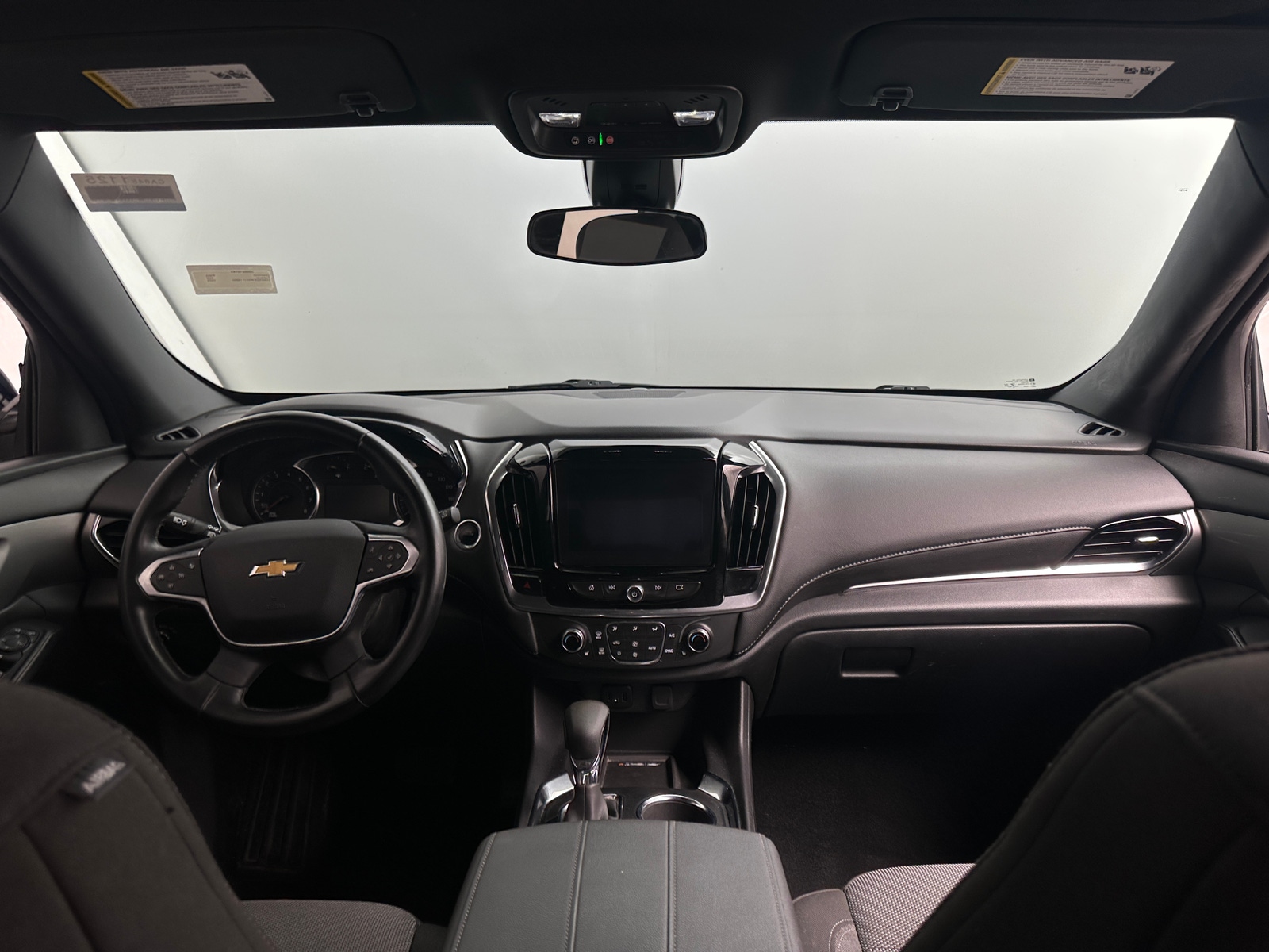 Thumbnail: 2023 Chevrolet Traverse - 3