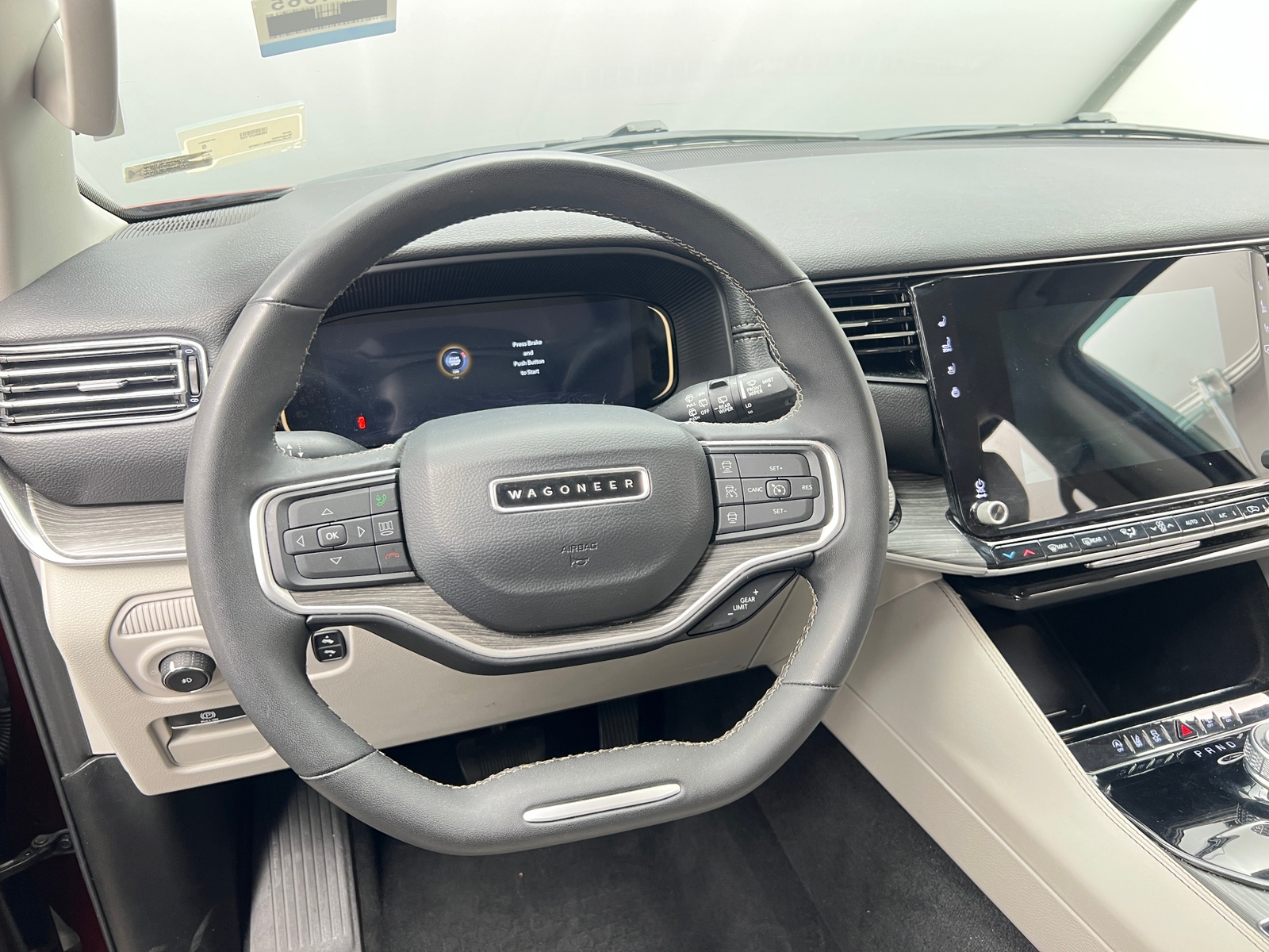 Thumbnail: 2024 Jeep Wagoneer - 4