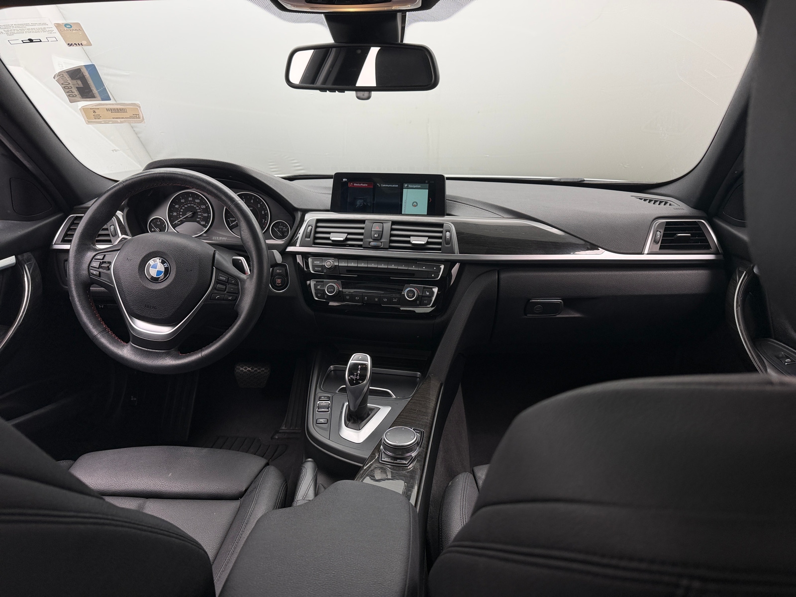 Thumbnail: 2018 BMW 3 Series - 3