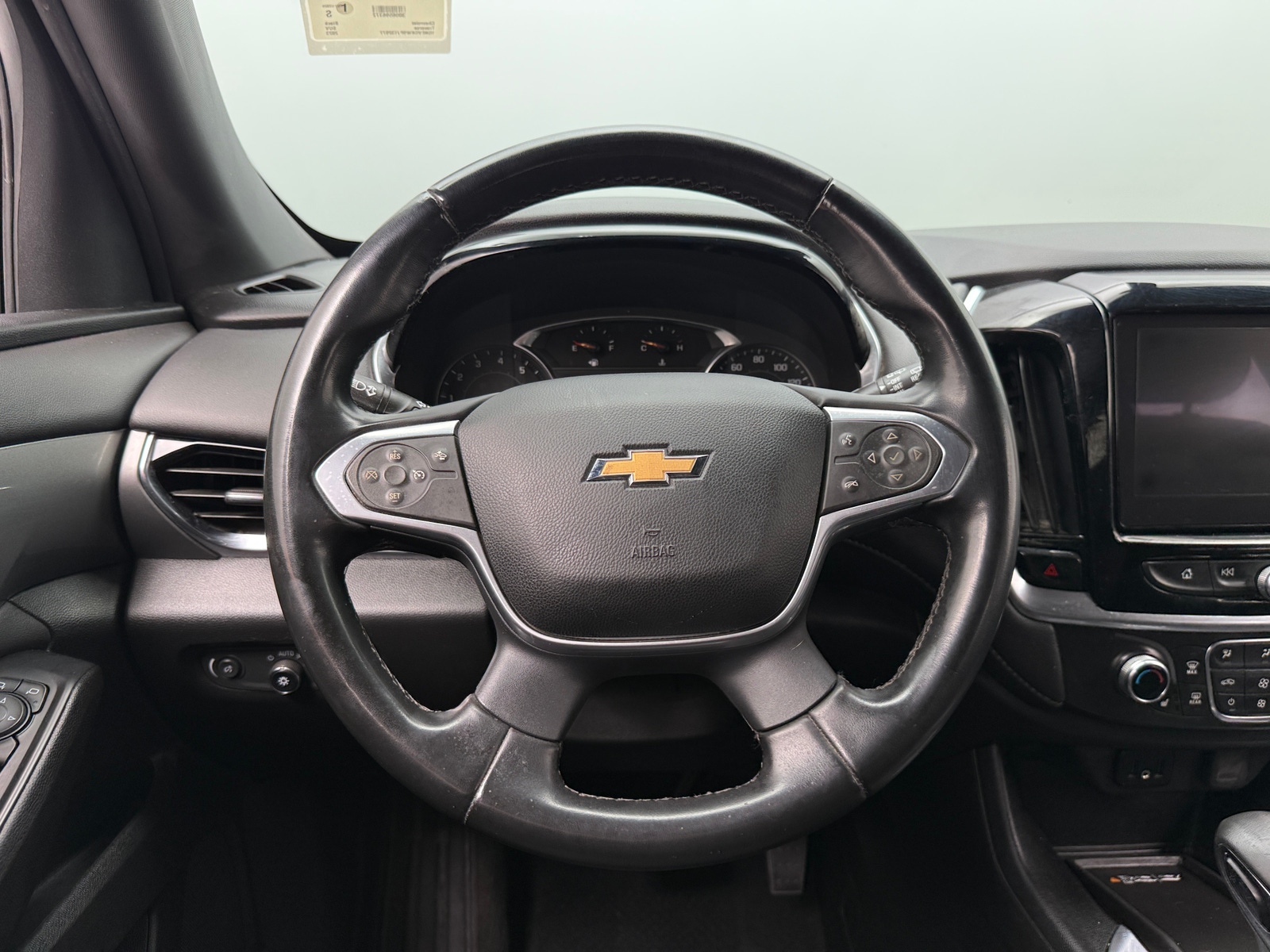 Thumbnail: 2023 Chevrolet Traverse - 5