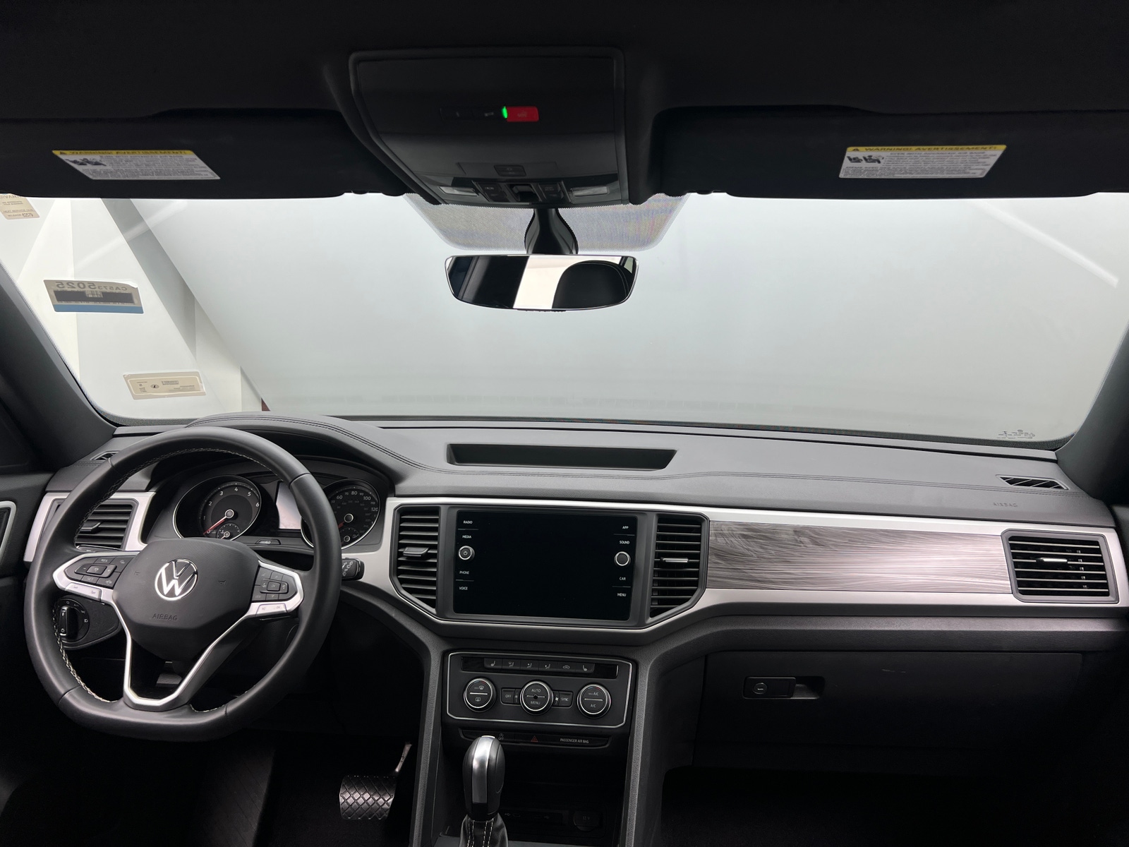 Thumbnail: 2021 Volkswagen Atlas - 2