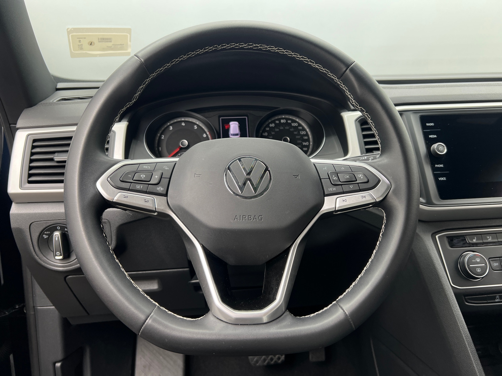 Thumbnail: 2021 Volkswagen Atlas - 4