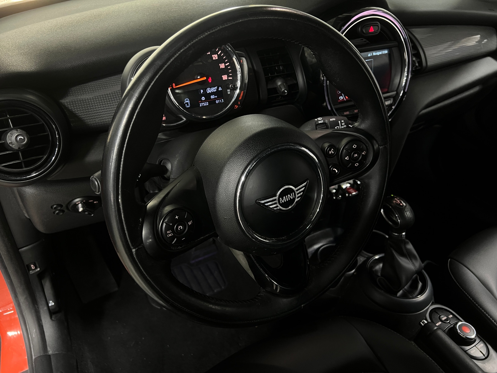 Thumbnail: 2019 MINI Cooper Convertible - 4