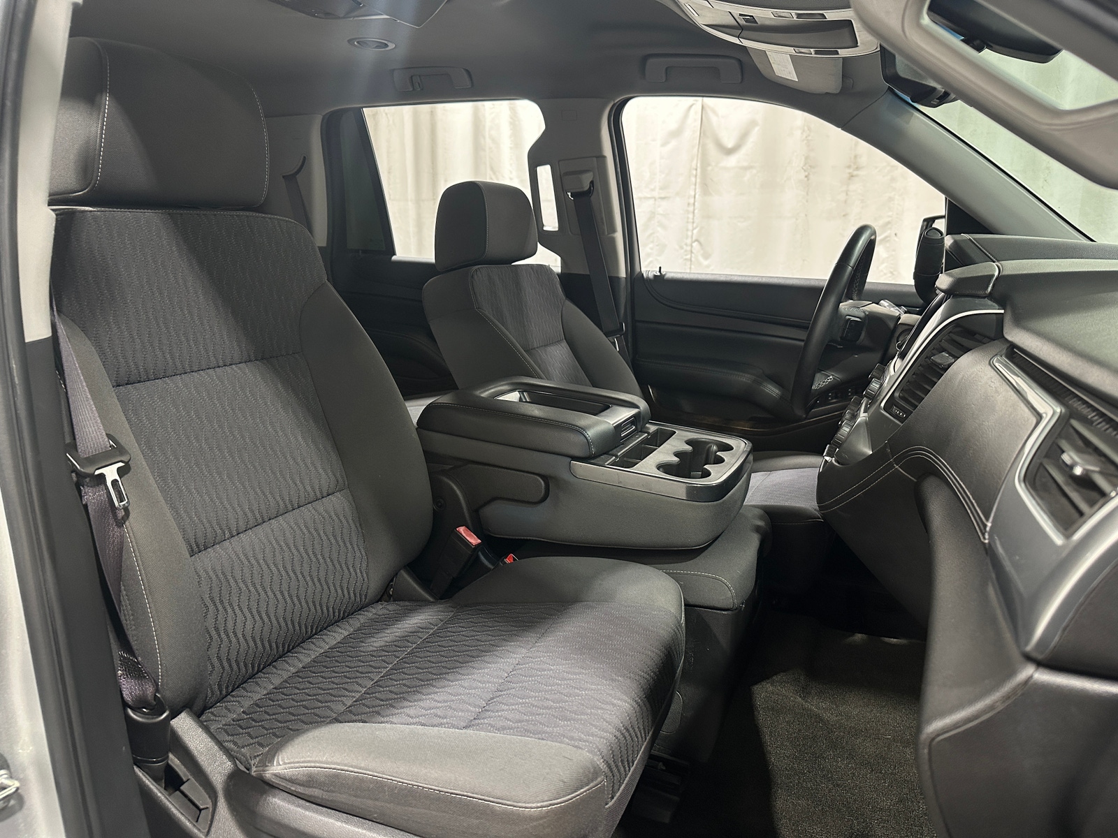 Thumbnail: 2017 Chevrolet Tahoe - 2