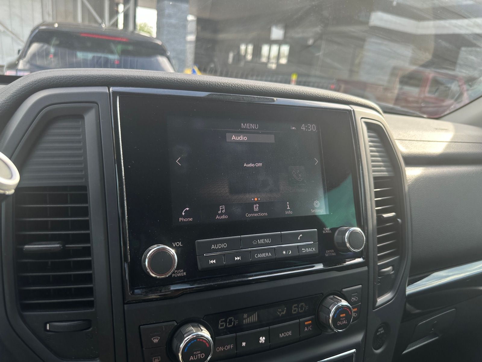 Thumbnail: 2024 Nissan Titan - 4