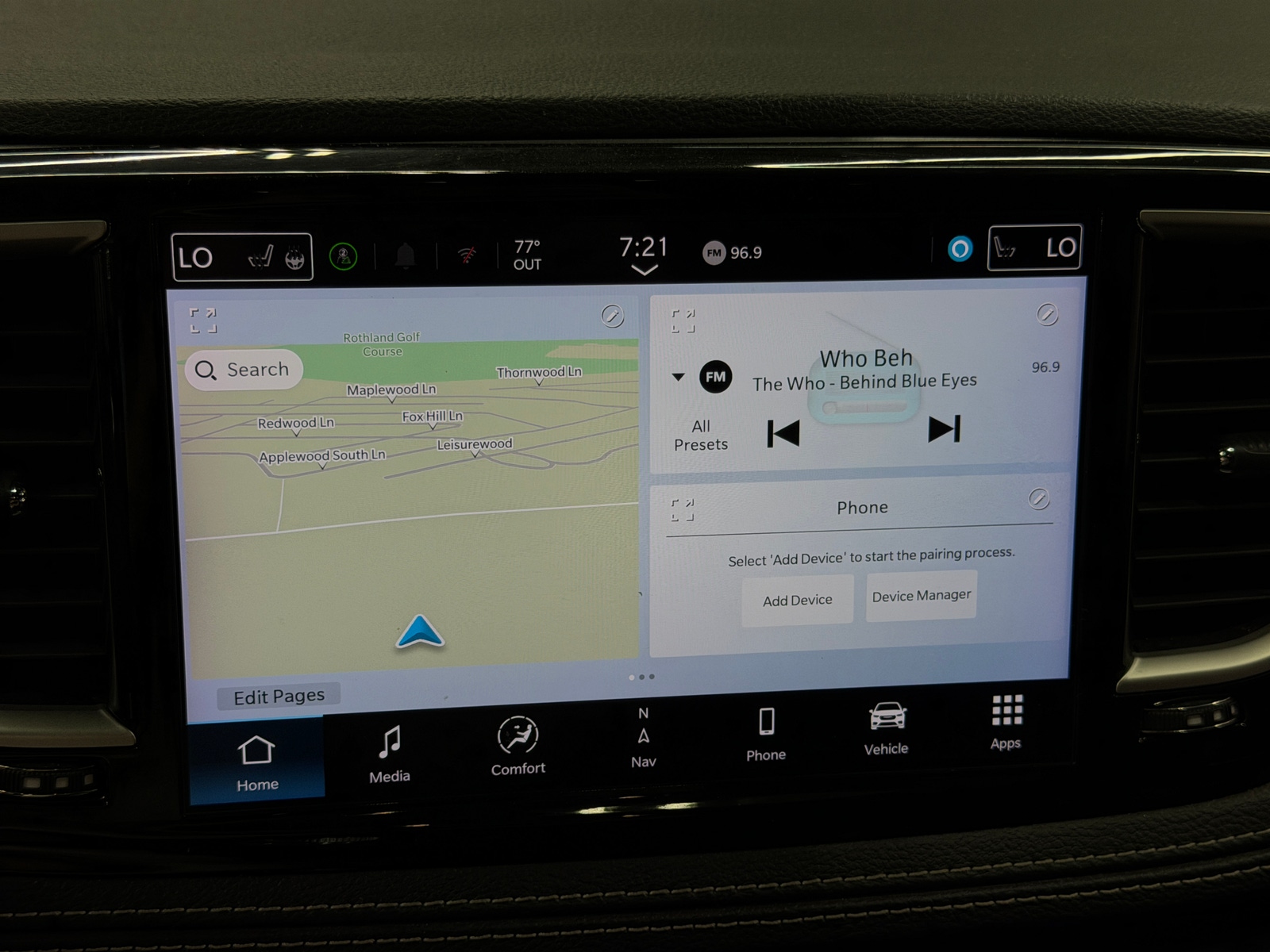 Thumbnail: 2024 Chrysler Pacifica - 3