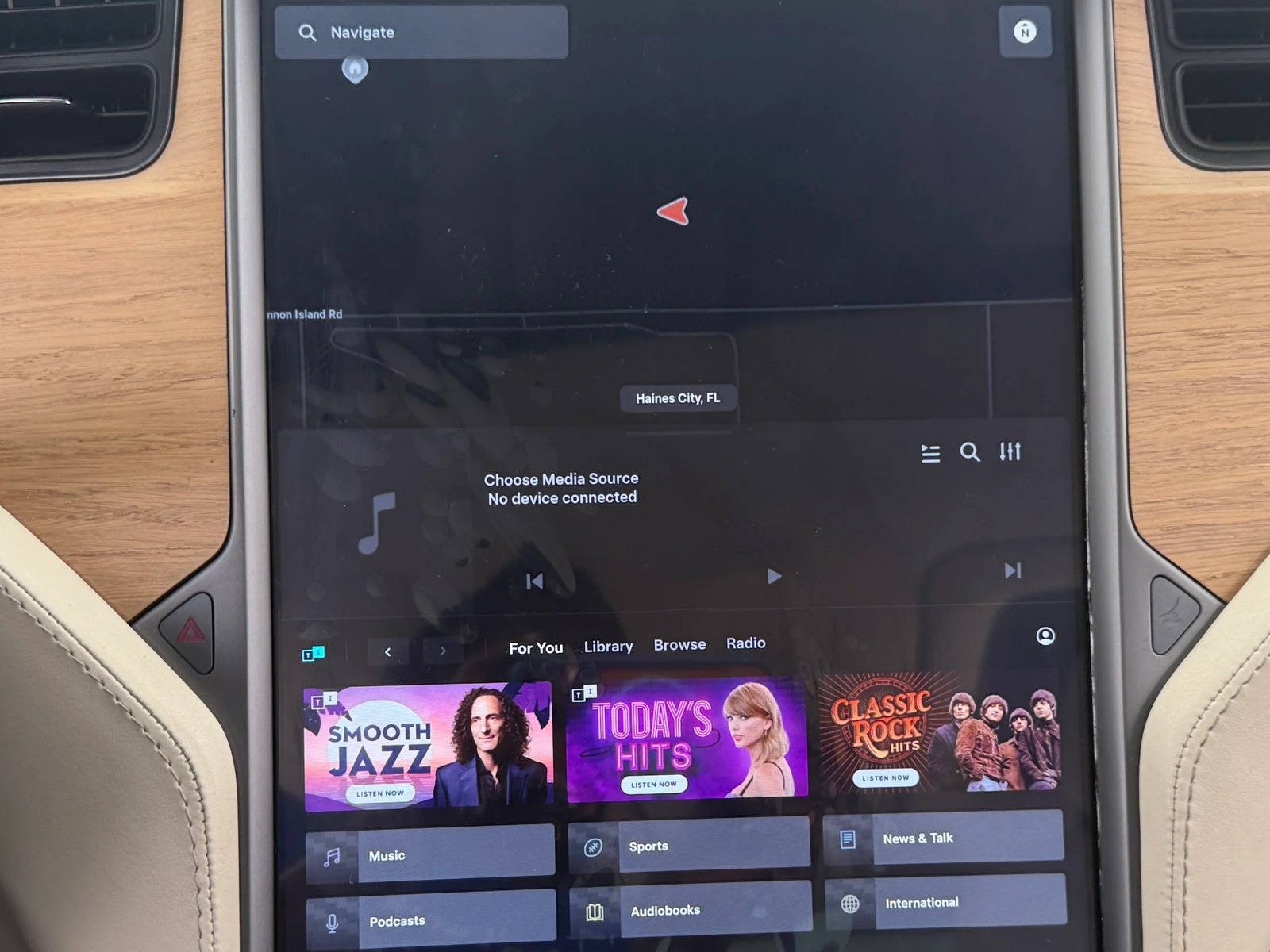 Thumbnail: 2018 Tesla Model X - 3