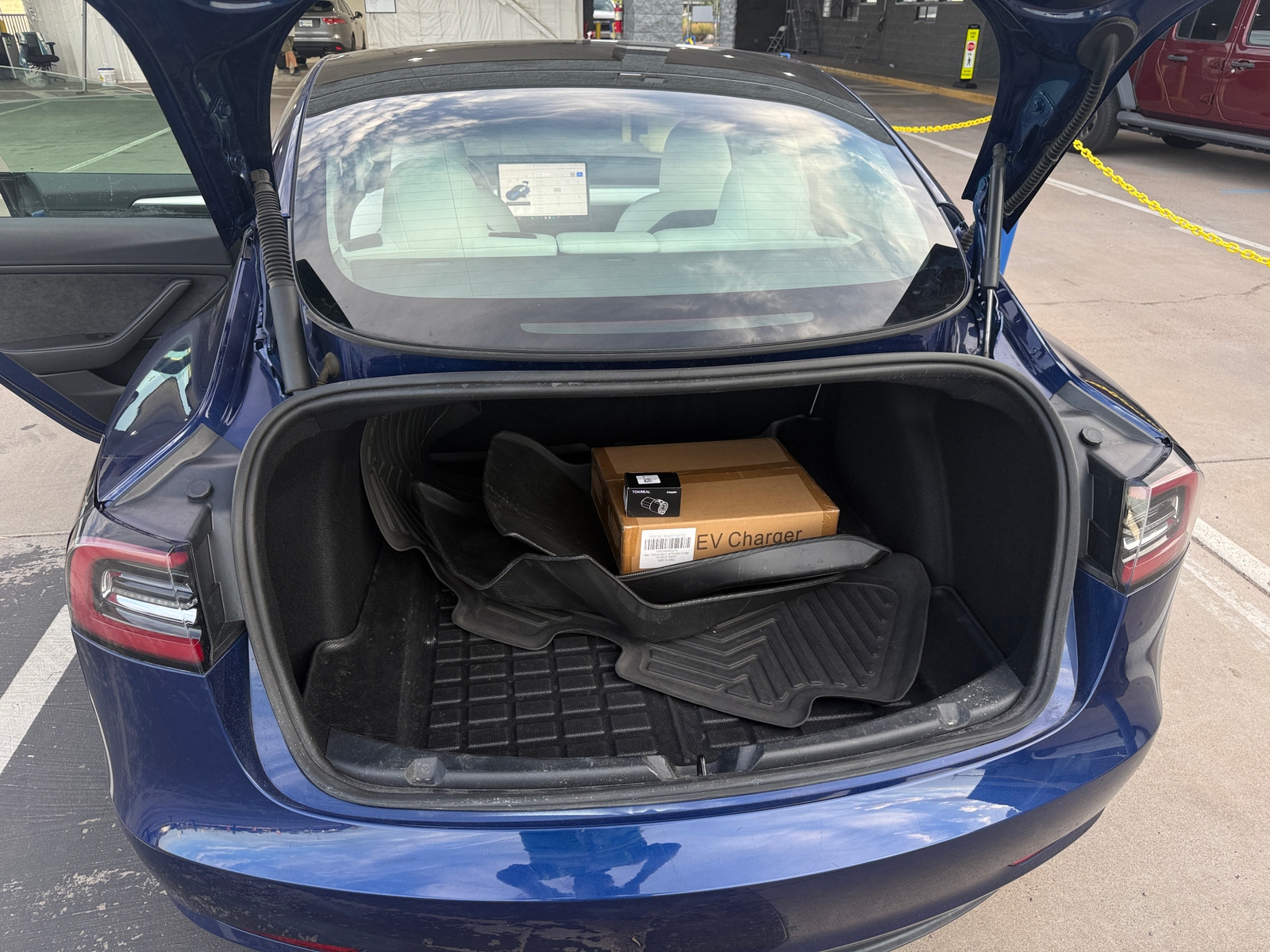 Thumbnail: 2023 Tesla Model 3 - 6