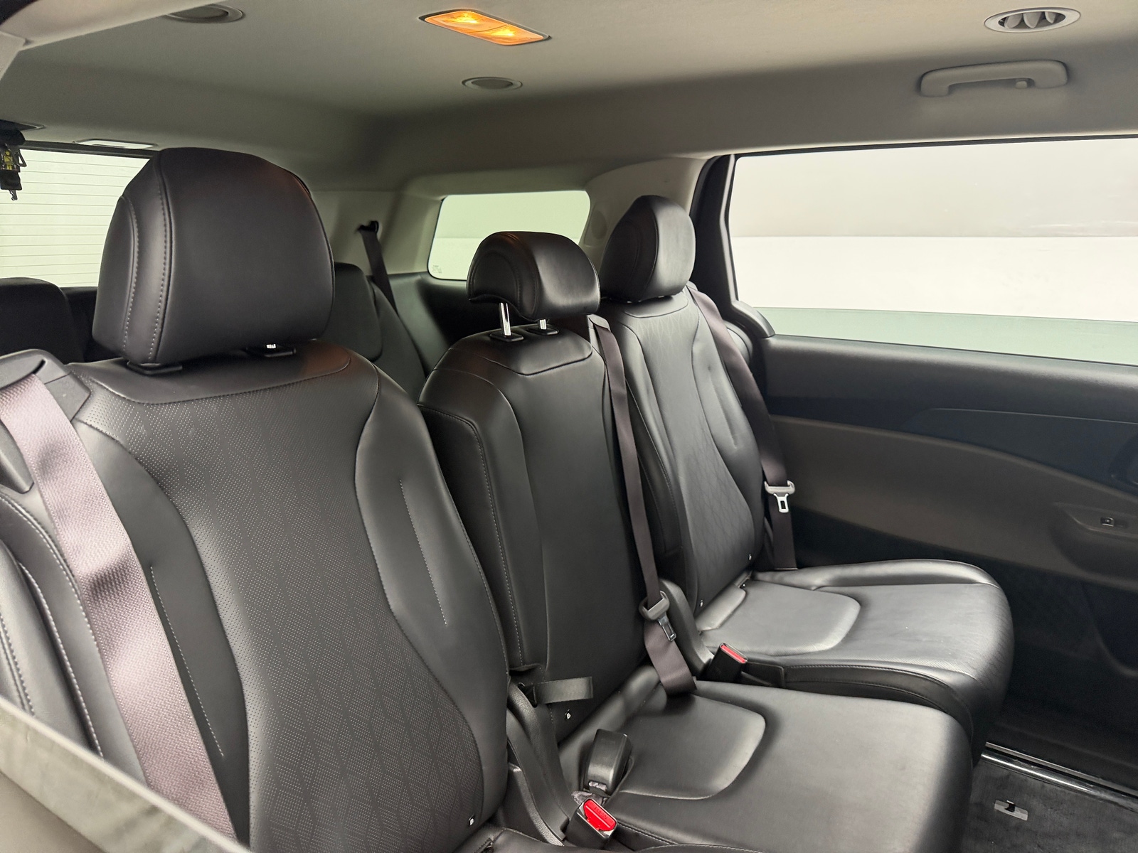 Thumbnail: 2025 Kia Carnival - 5