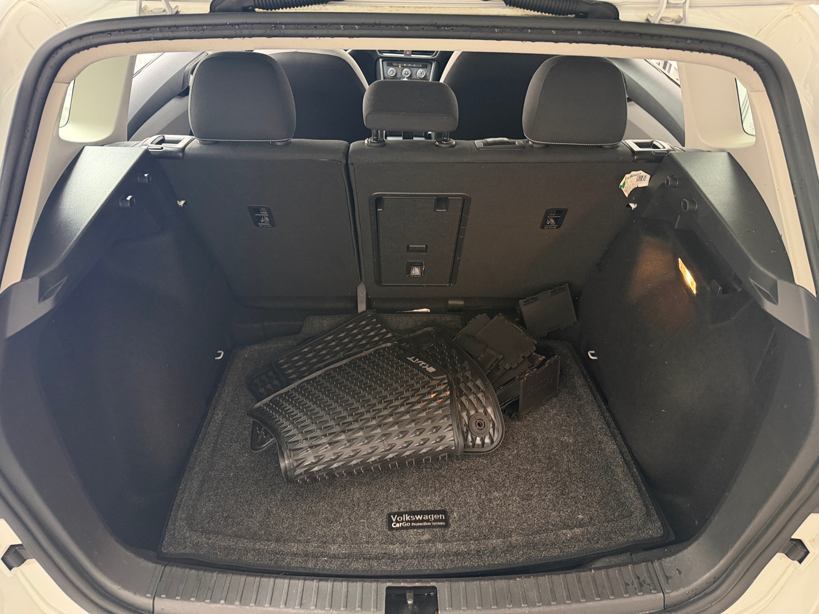 Thumbnail: 2022 Volkswagen Taos - 7