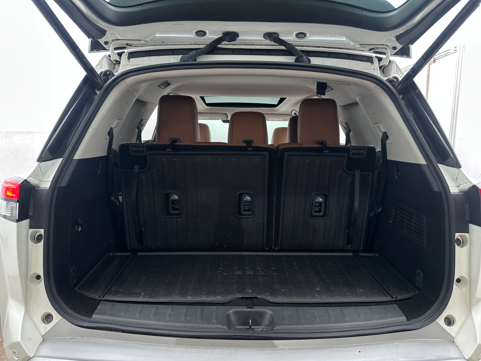 Thumbnail: 2023 Nissan Pathfinder - 6