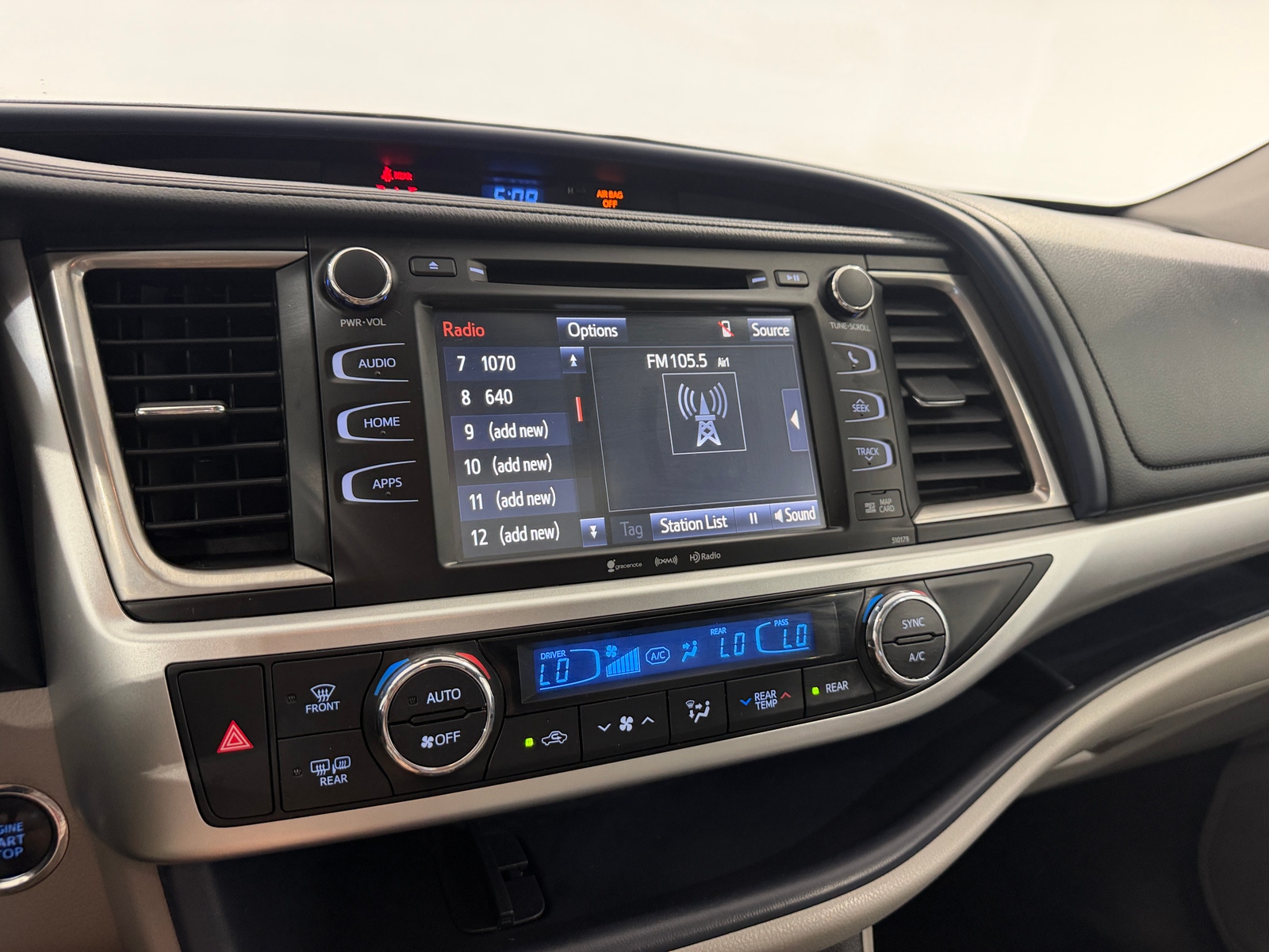 Thumbnail: 2018 Toyota Highlander - 3