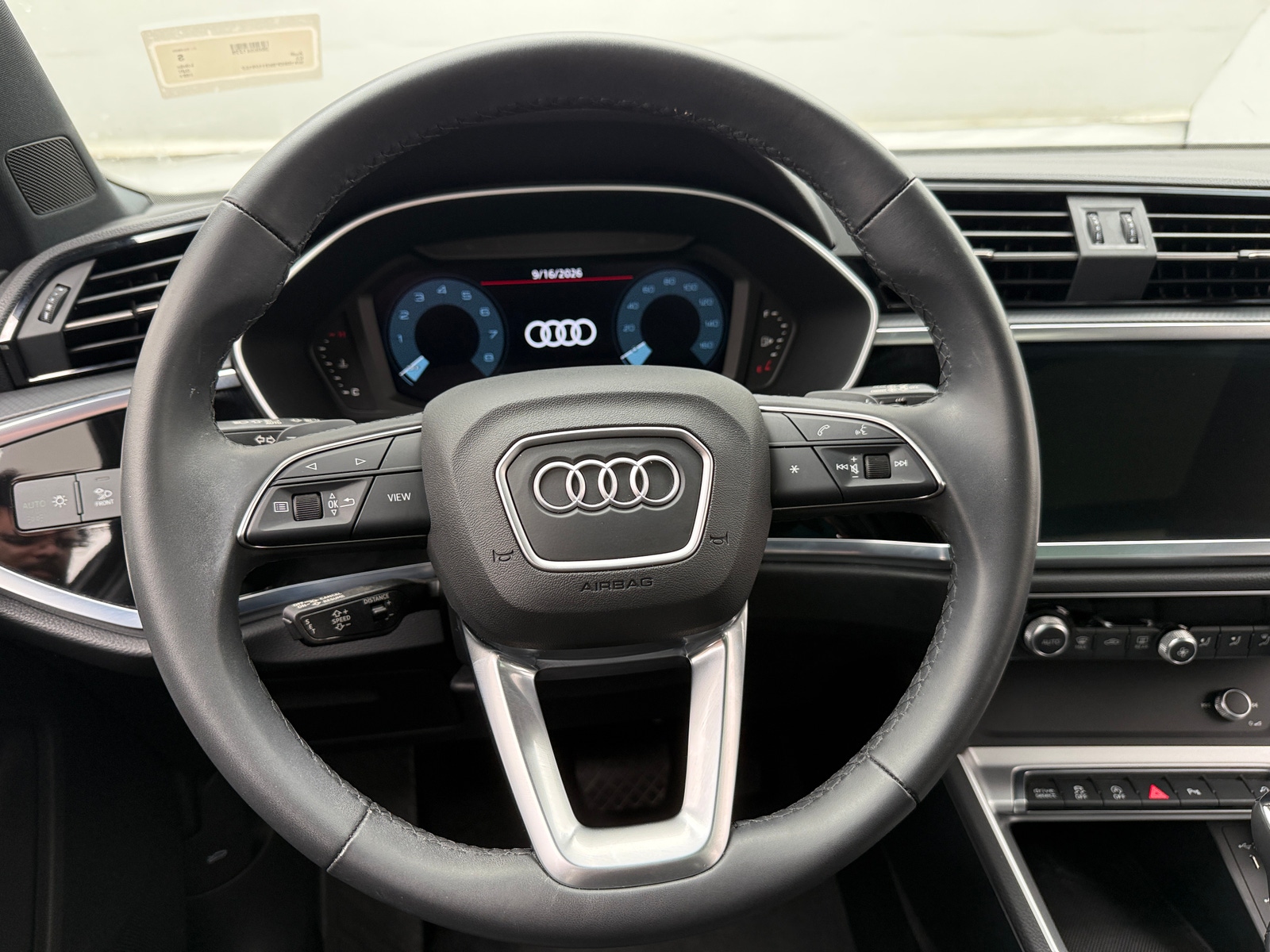 Thumbnail: 2024 Audi Q3 - 4