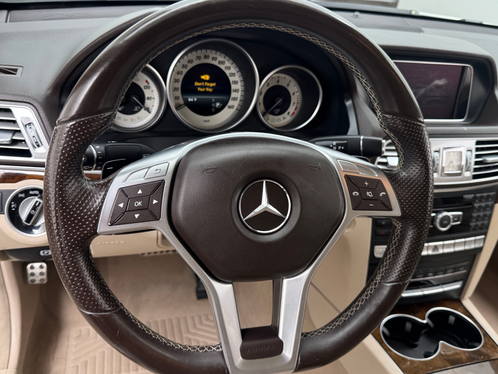 Thumbnail: 2015 Mercedes-Benz E-Class - 3