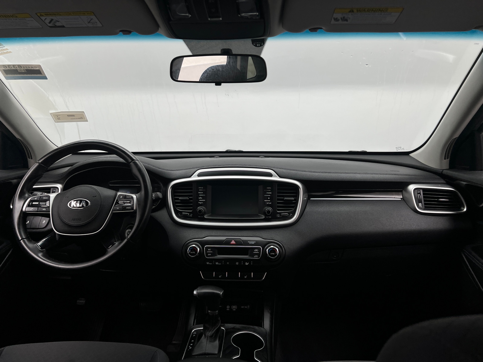 Thumbnail: 2020 Kia Sorento - 3