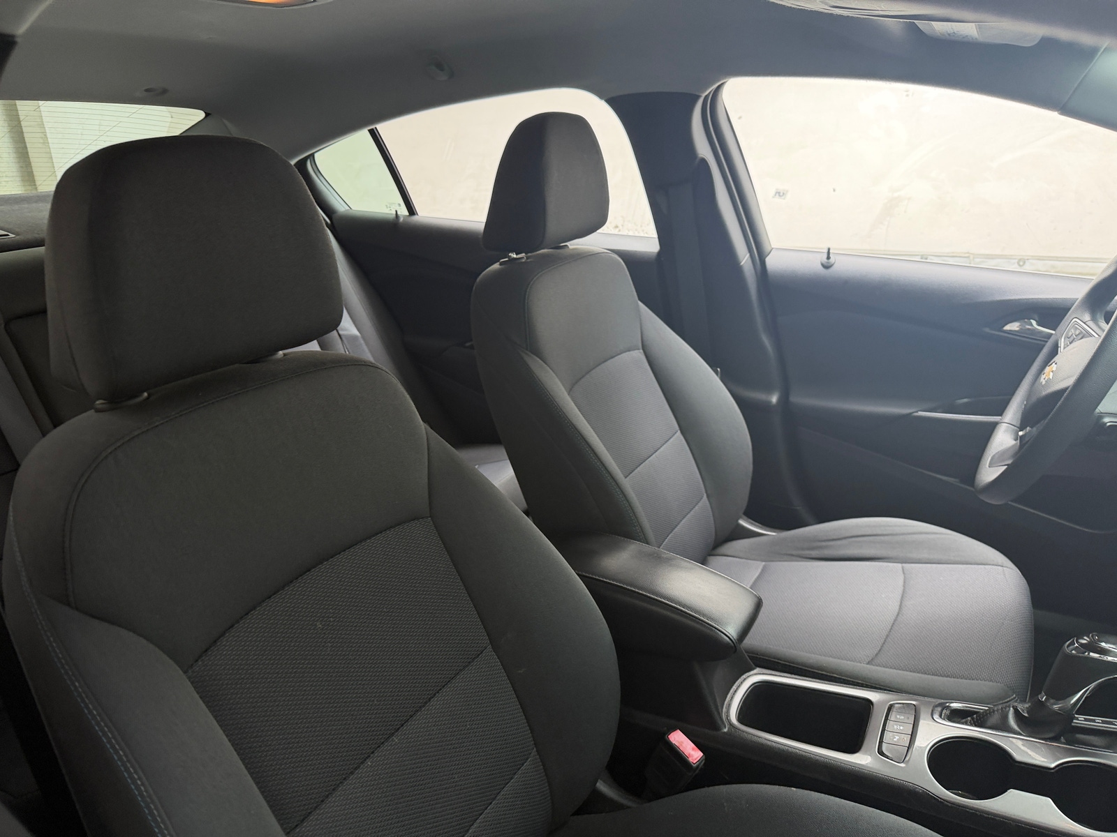 Thumbnail: 2019 Chevrolet Cruze - 2