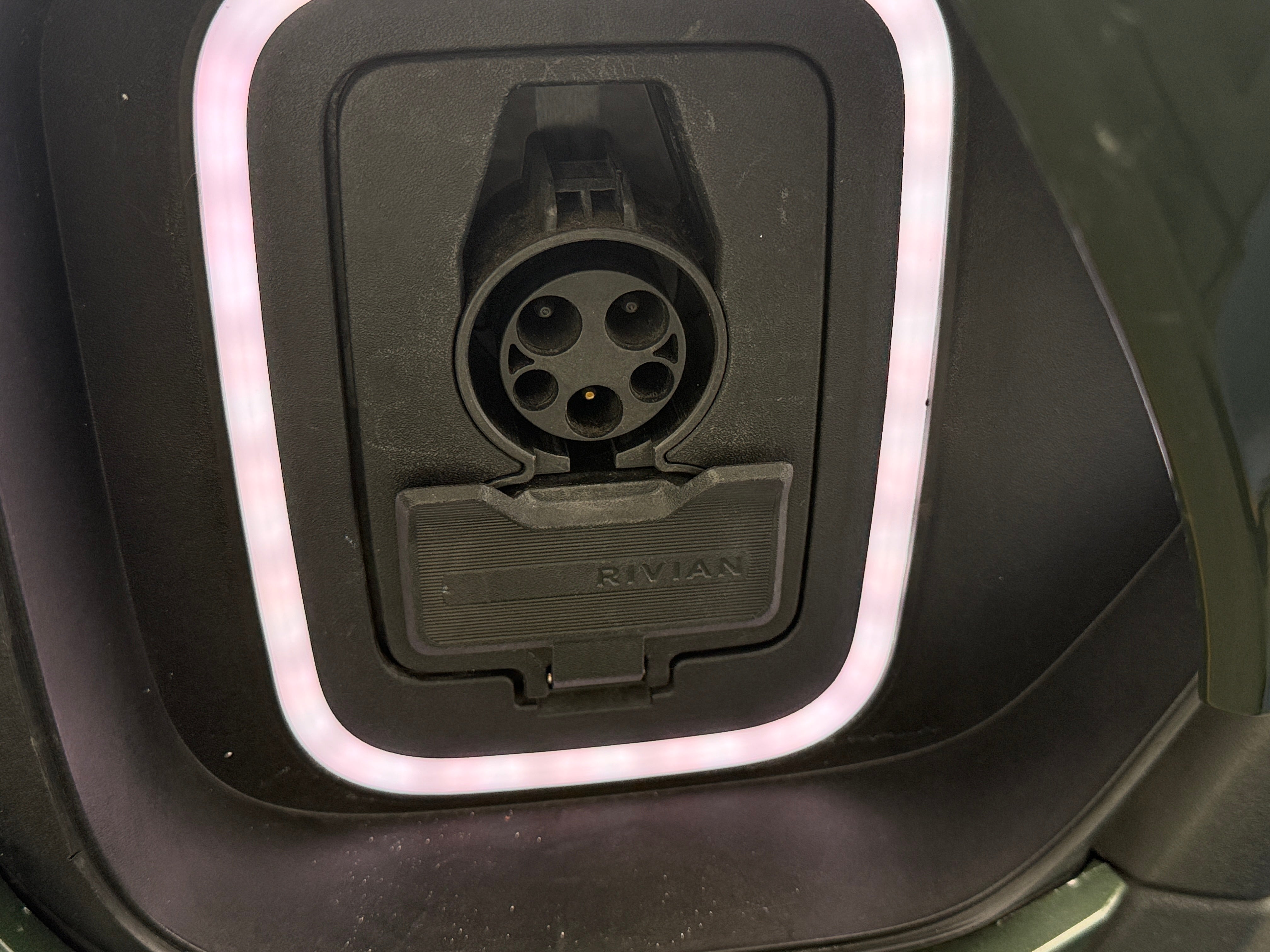 2022 Rivian R1T