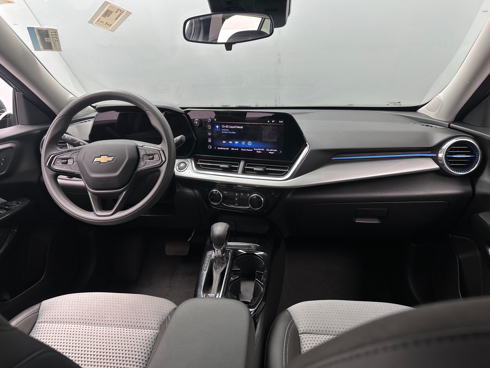 Thumbnail: 2025 Chevrolet Trax - 2
