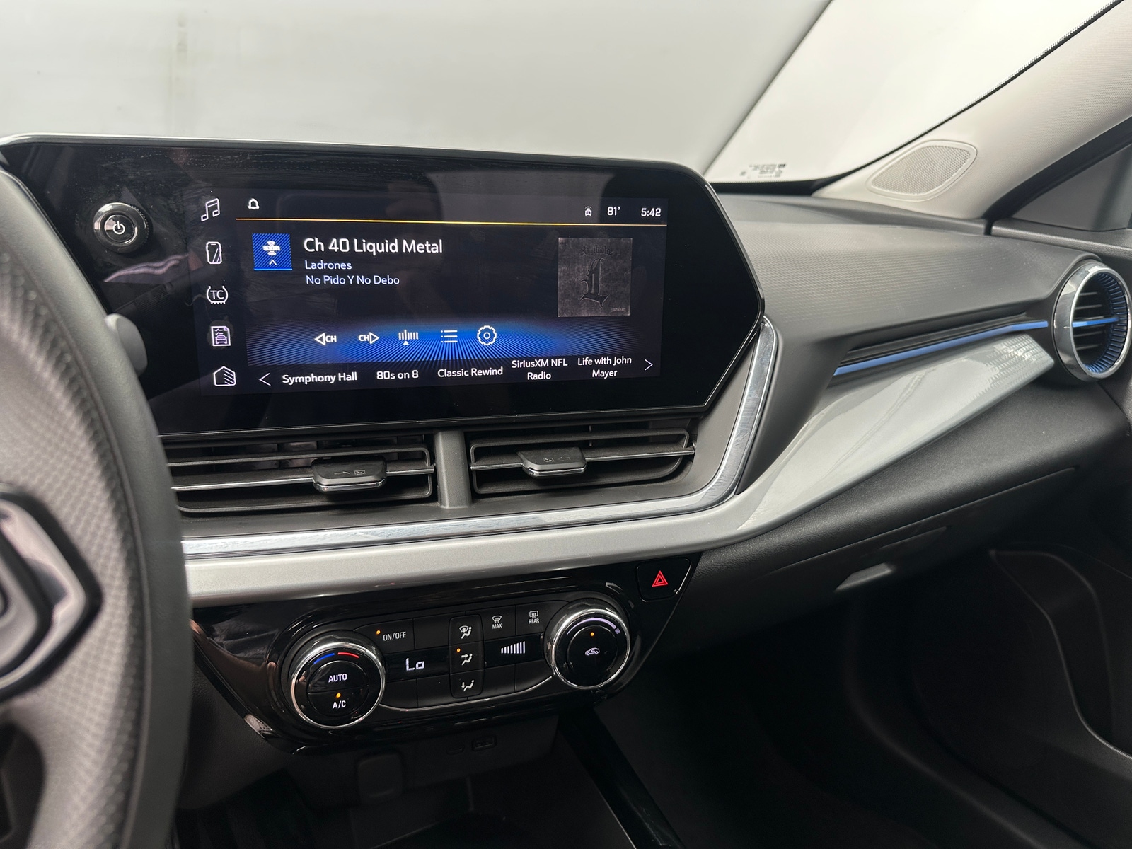 Thumbnail: 2025 Chevrolet Trax - 3