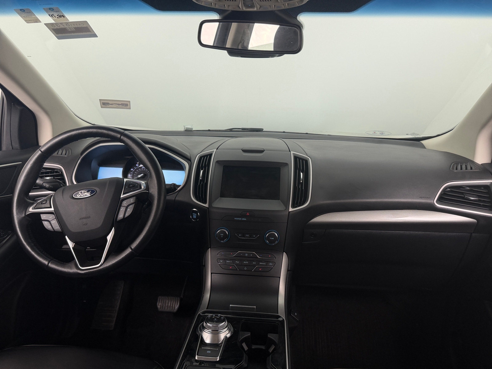 Thumbnail: 2019 Ford Edge - 2