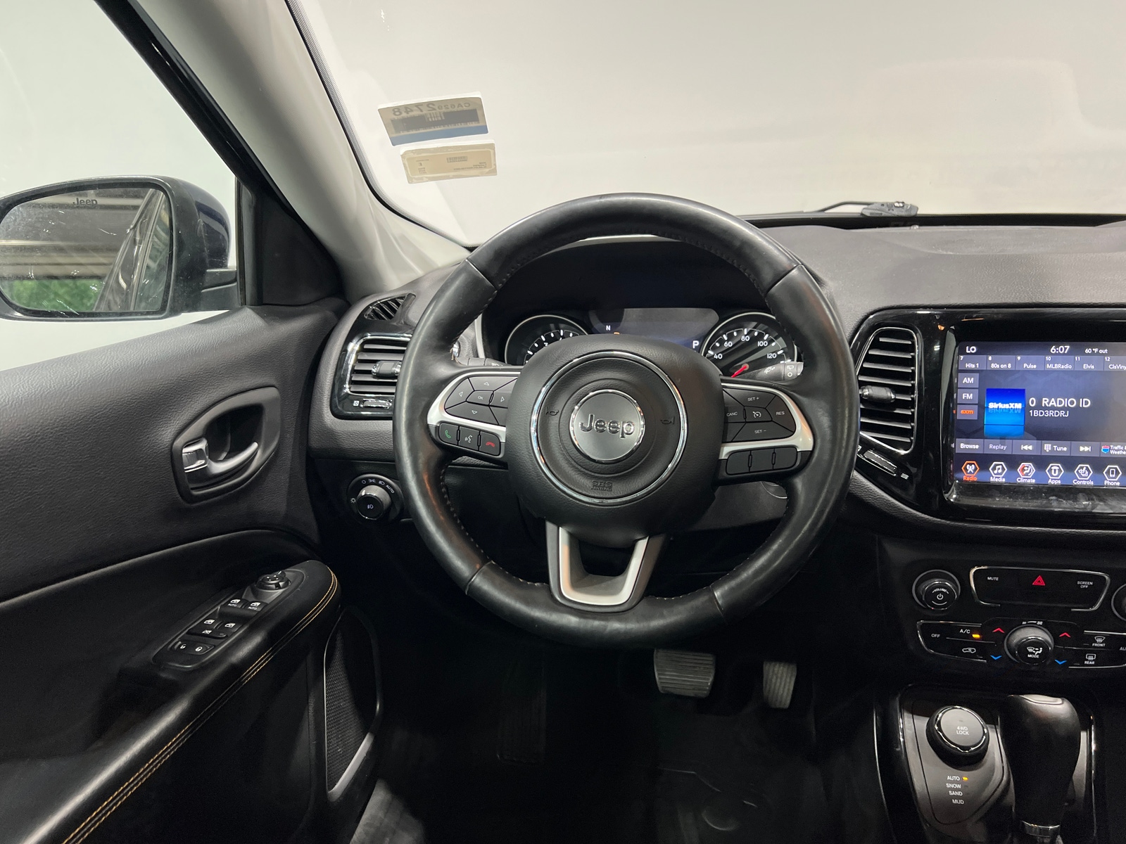 Thumbnail: 2017 Jeep Compass - 4