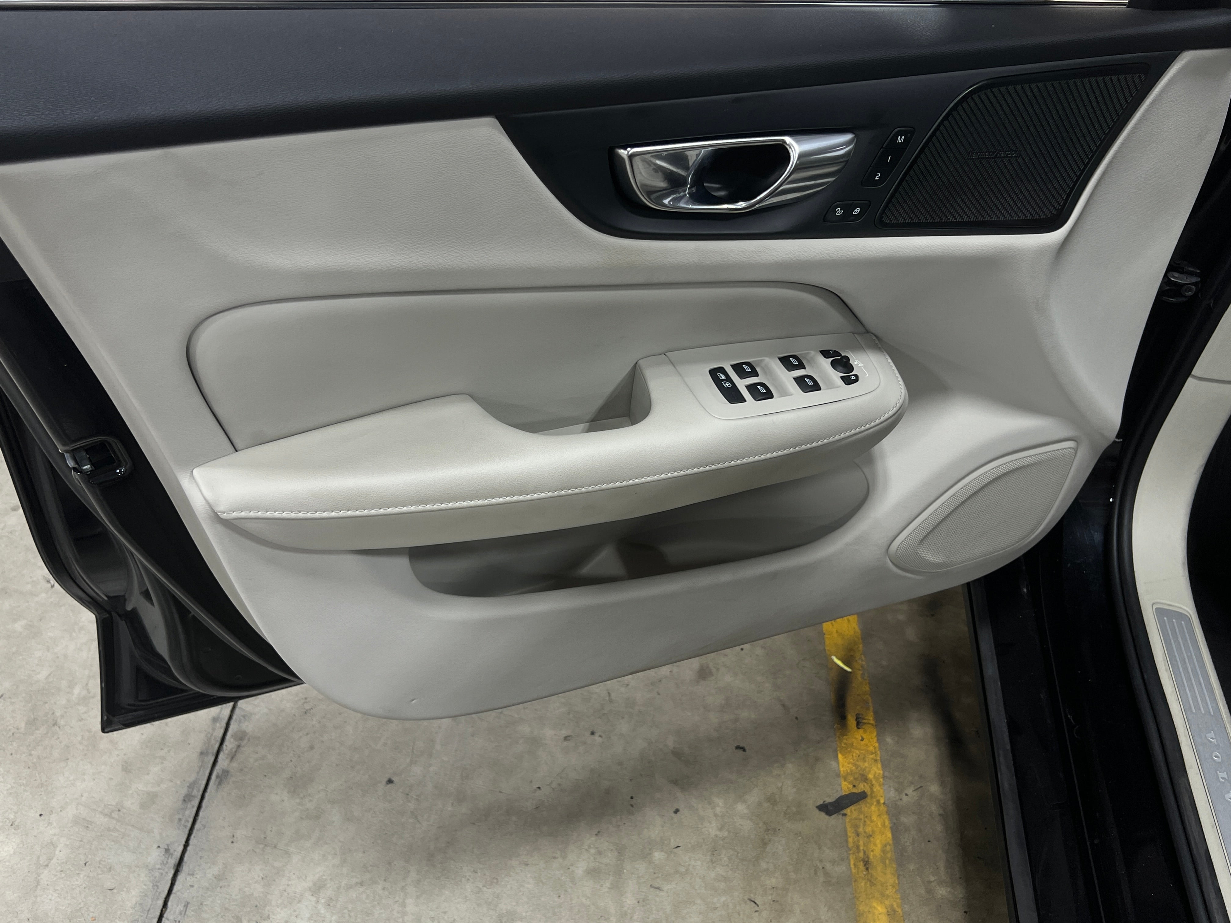 2023 Volvo S60