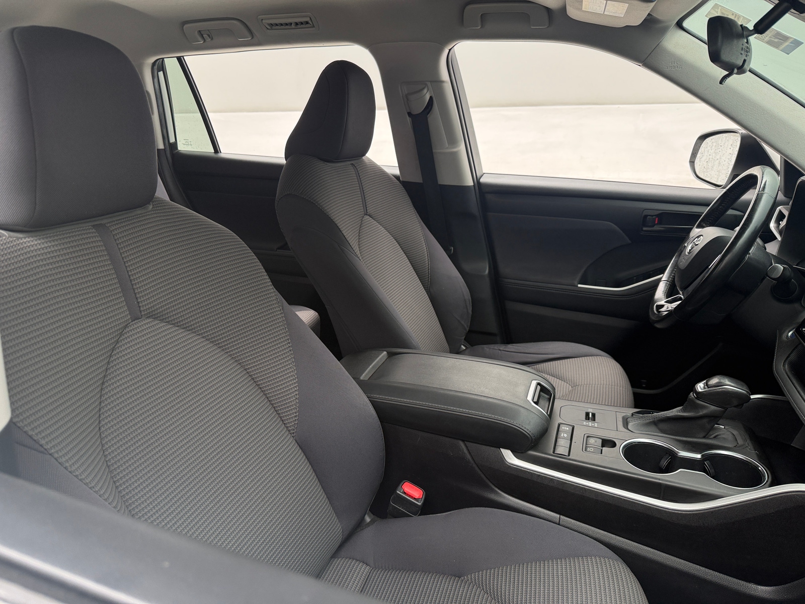 Thumbnail: 2020 Toyota Highlander - 2