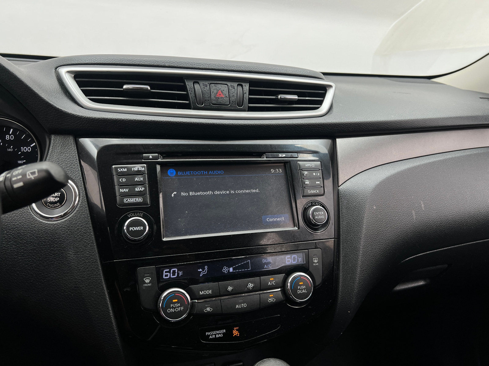 Thumbnail: 2015 Nissan Rogue - 4