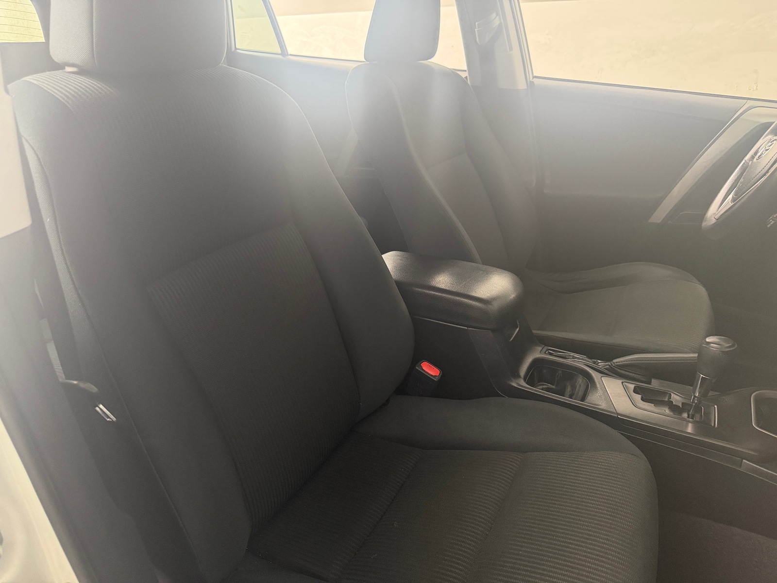 Thumbnail: 2018 Toyota RAV4 - 2