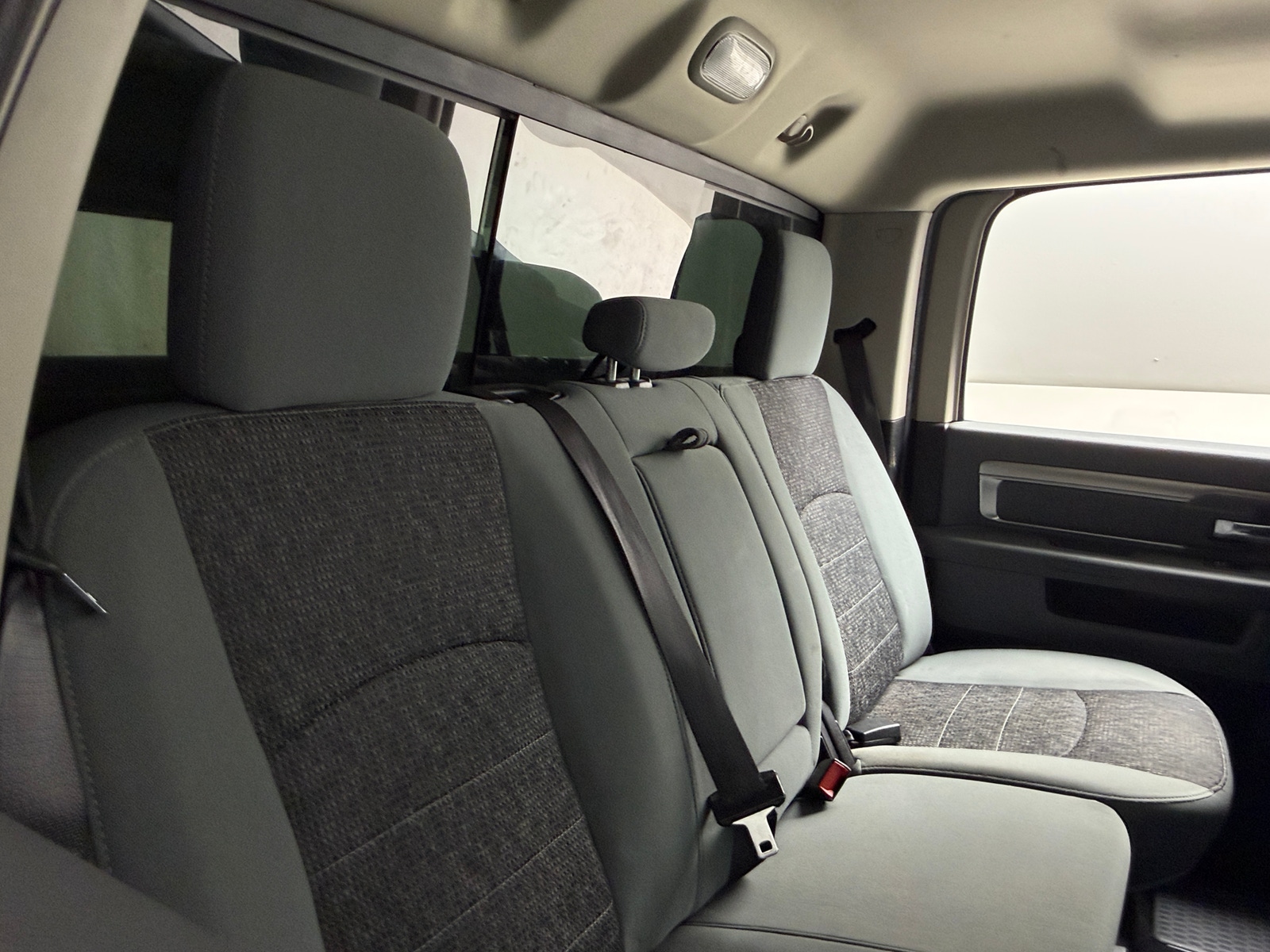 Thumbnail: 2020 RAM 1500 Classic - 6