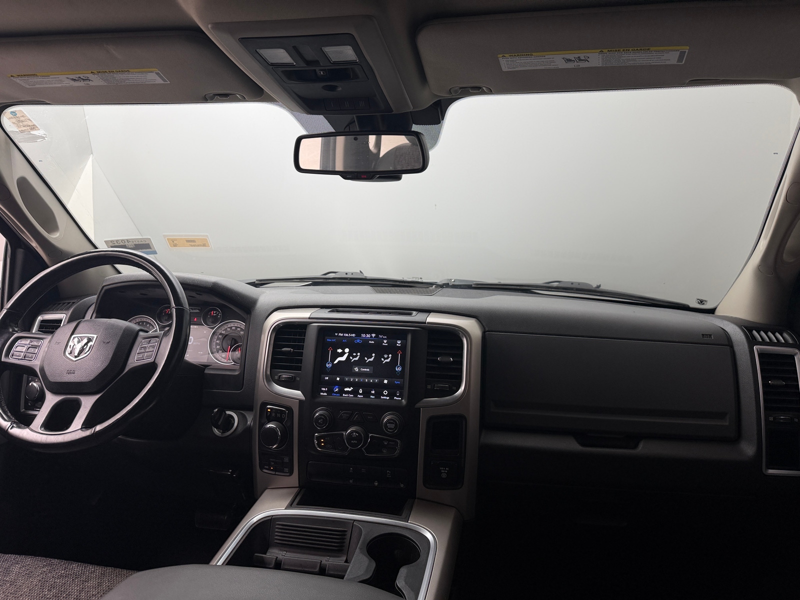 Thumbnail: 2020 RAM 1500 Classic - 3