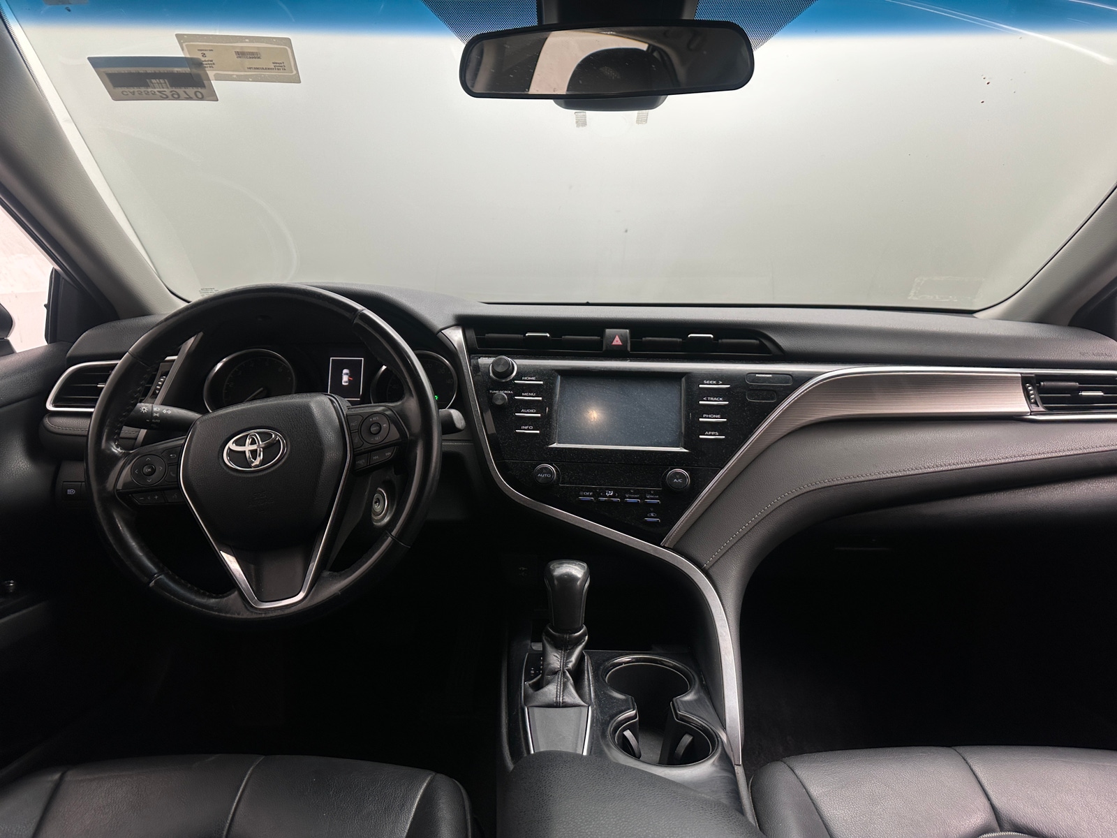 Thumbnail: 2018 Toyota Camry - 3