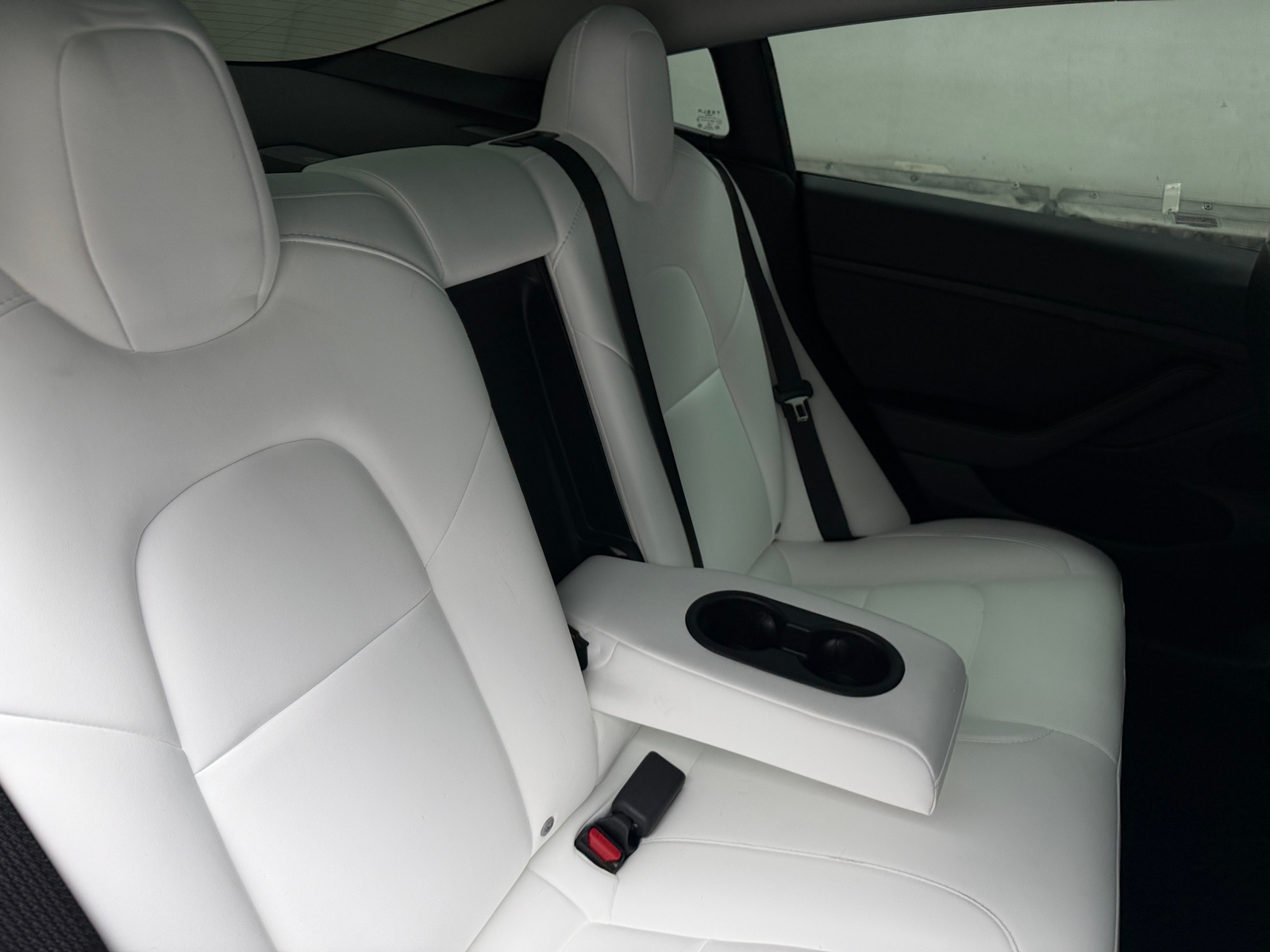Thumbnail: 2023 Tesla Model 3 - 5
