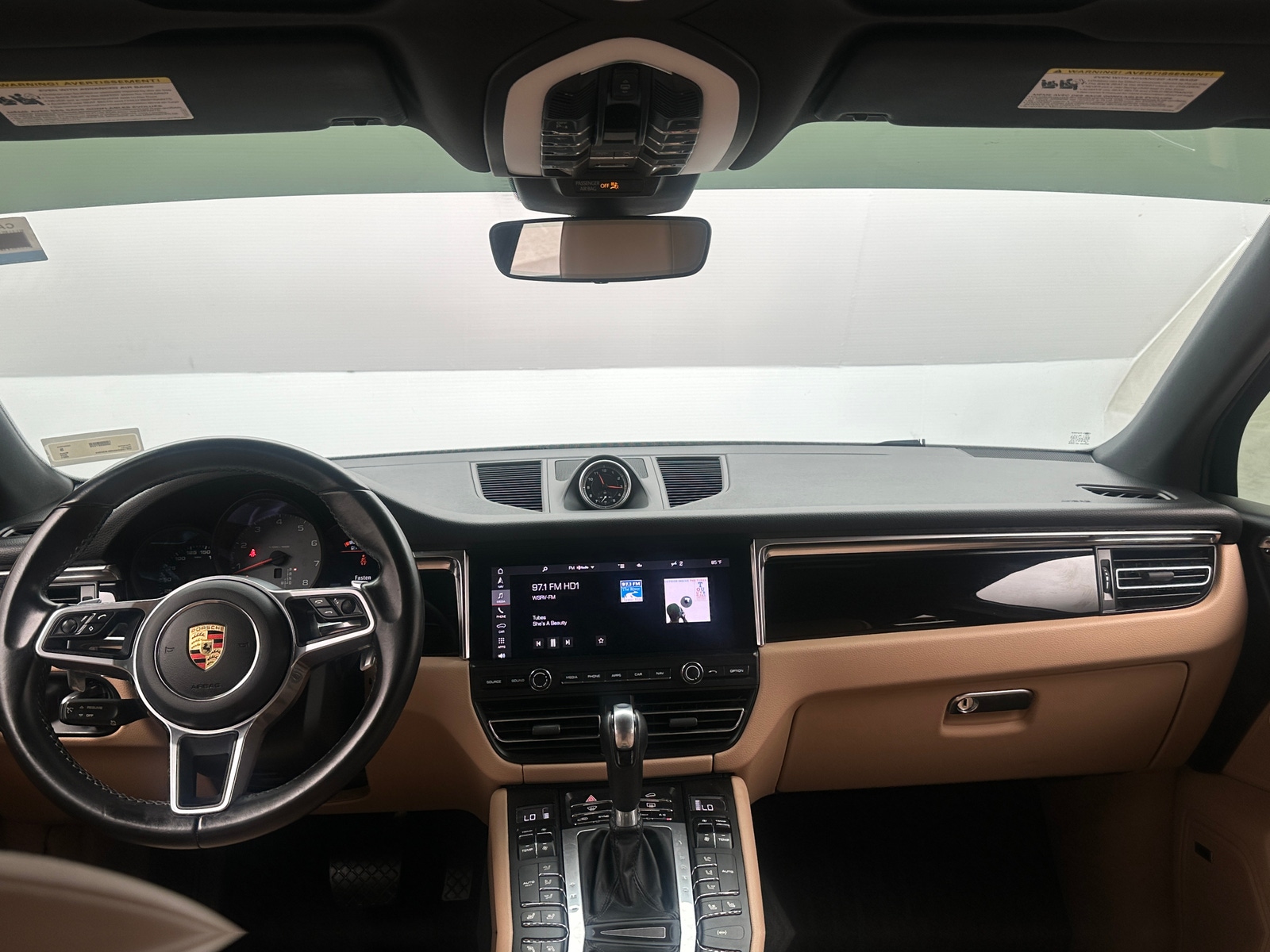Thumbnail: 2021 Porsche Macan - 3