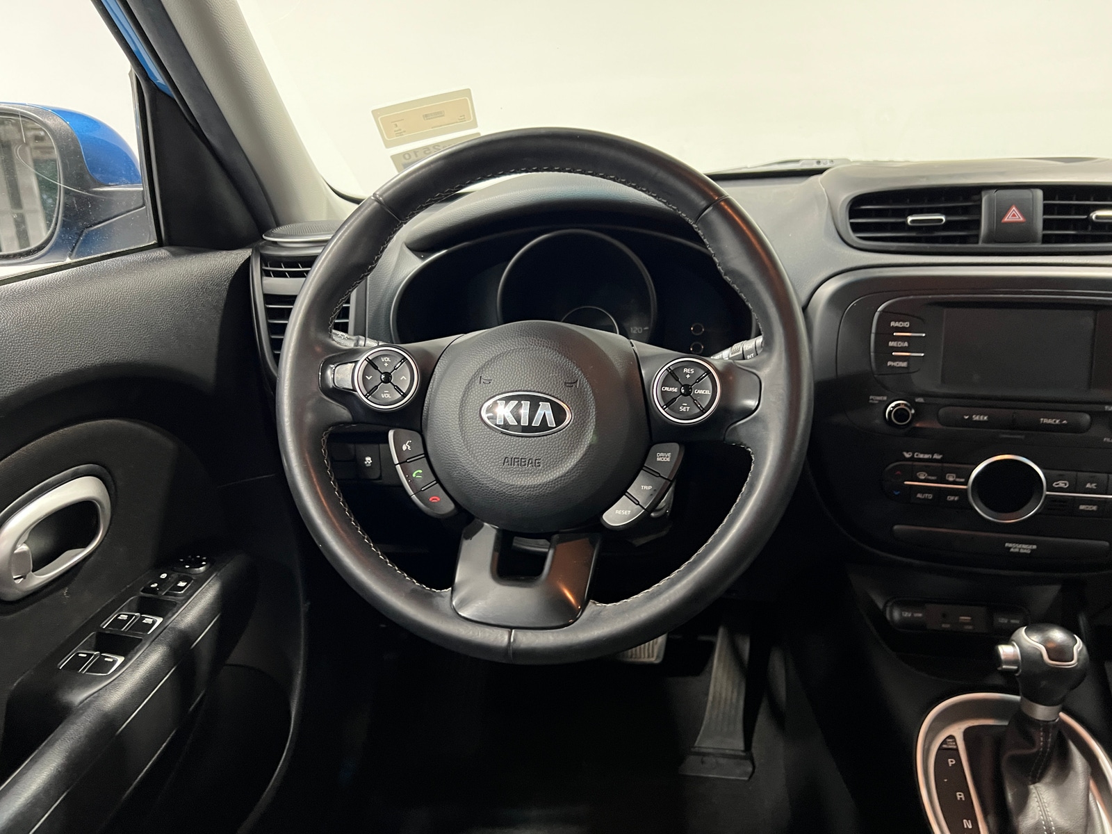 Thumbnail: 2017 Kia Soul - 5