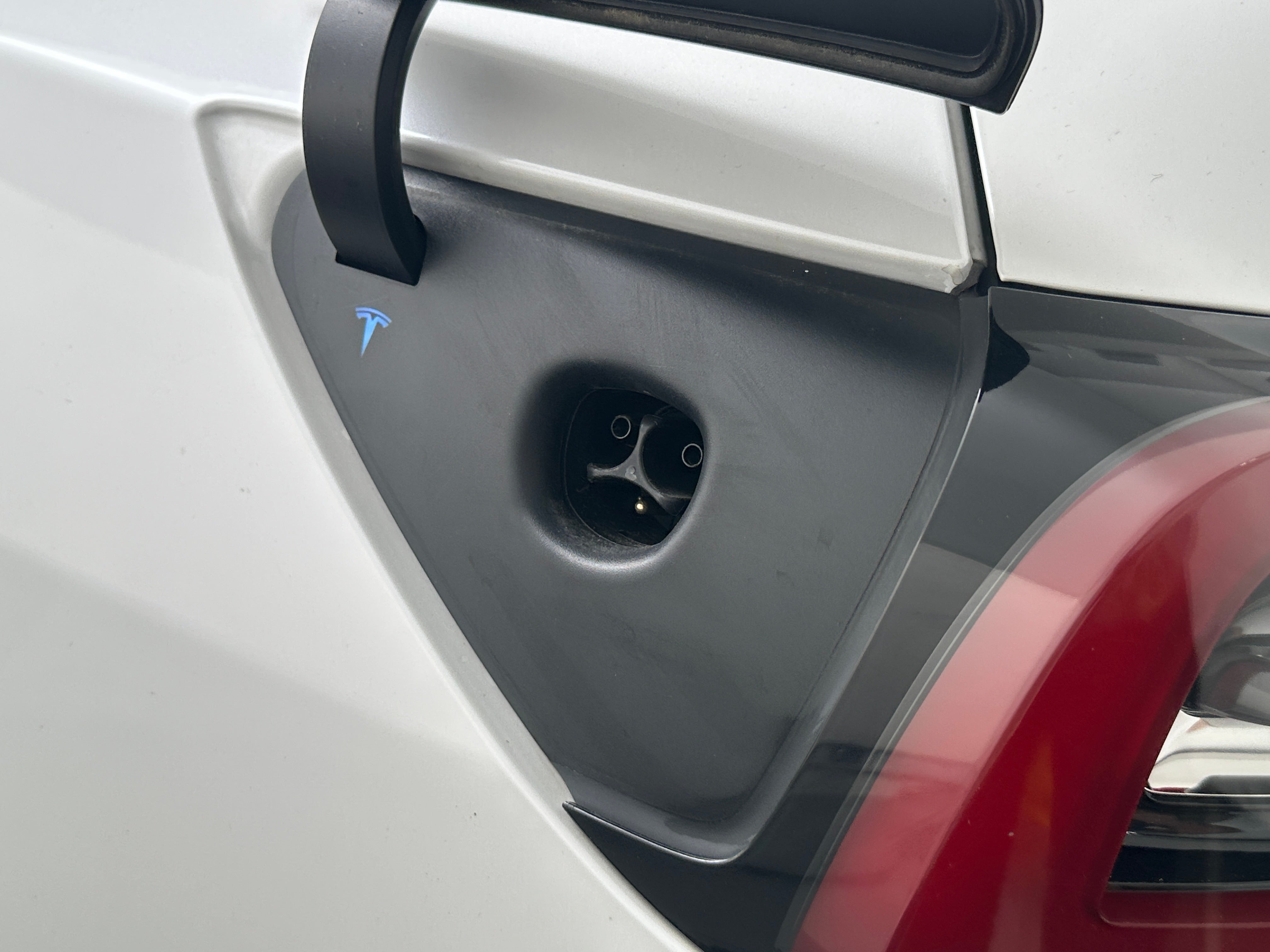 Used 2022 Tesla Model Y Long Range with VIN 7SAYGDEE7NA011984 for sale in Bridgeville, PA