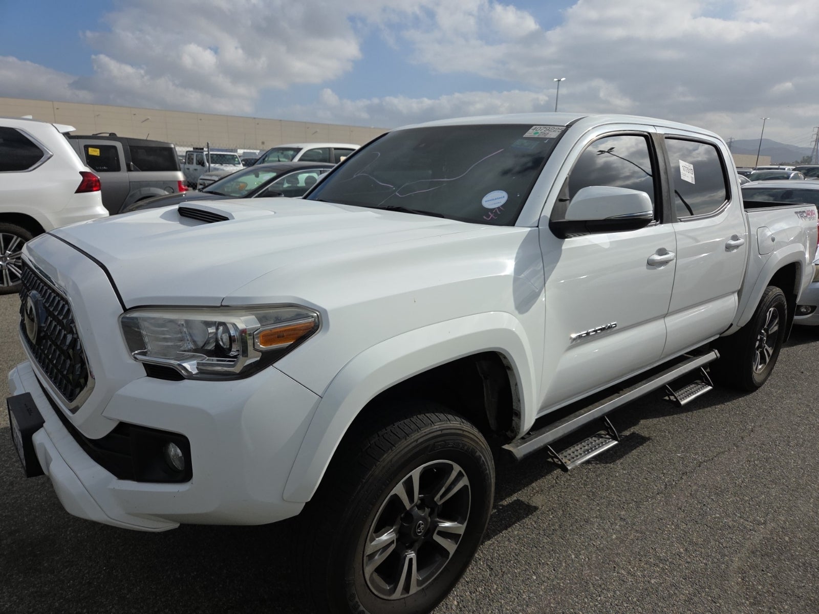 2019 Toyota Tacoma TRD Sport Double Cab 5' Bed V6 At