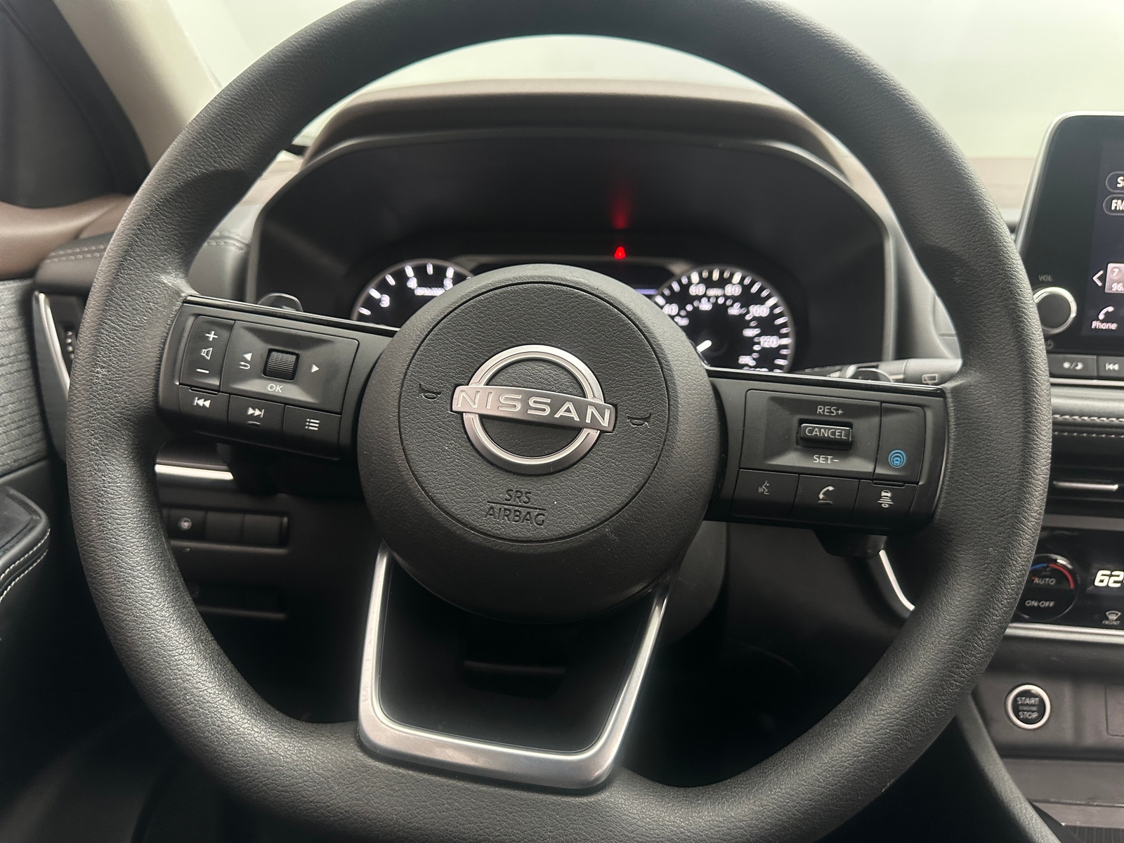 Thumbnail: 2023 Nissan Rogue - 5