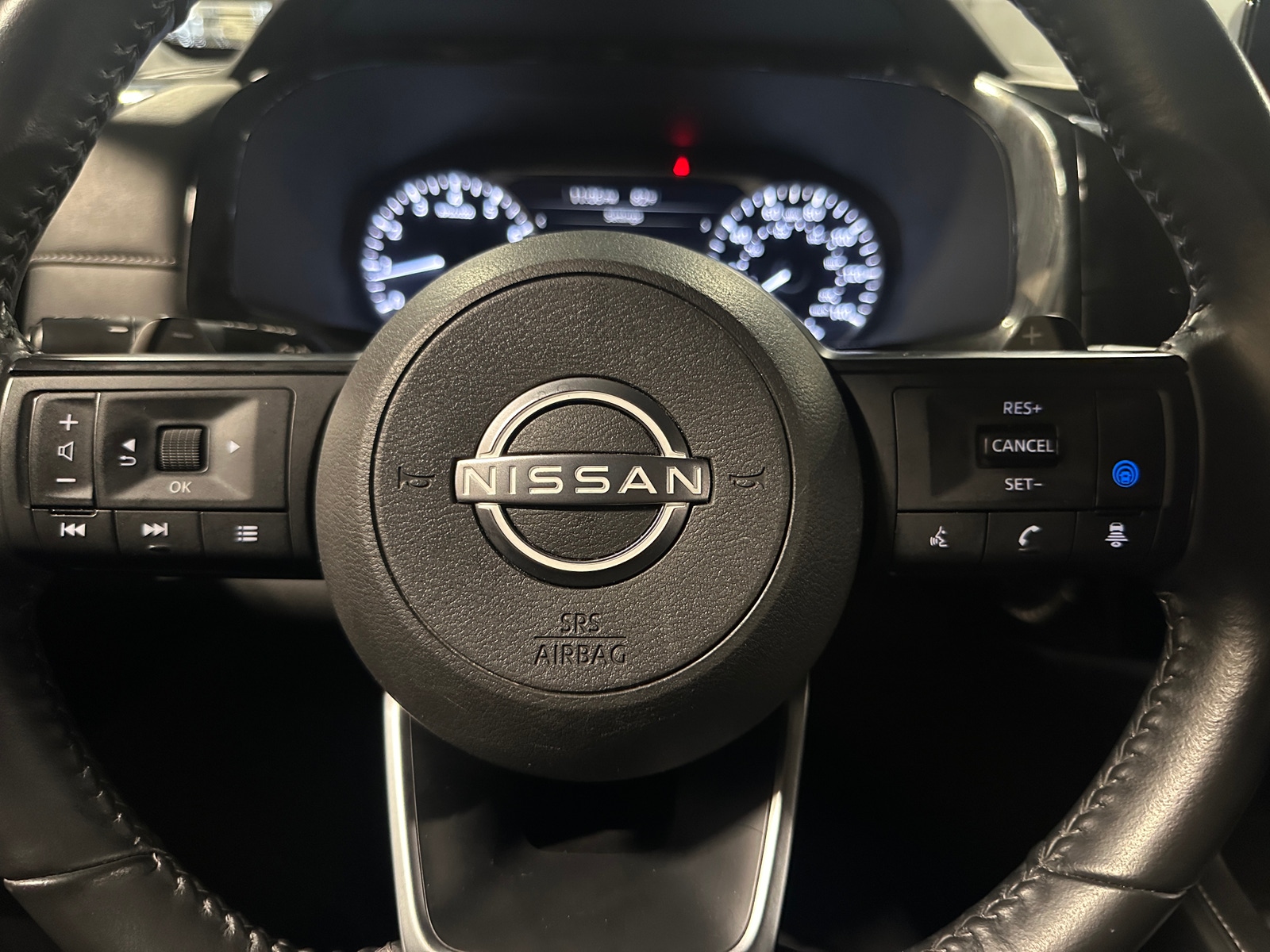 Thumbnail: 2025 Nissan Pathfinder - 5