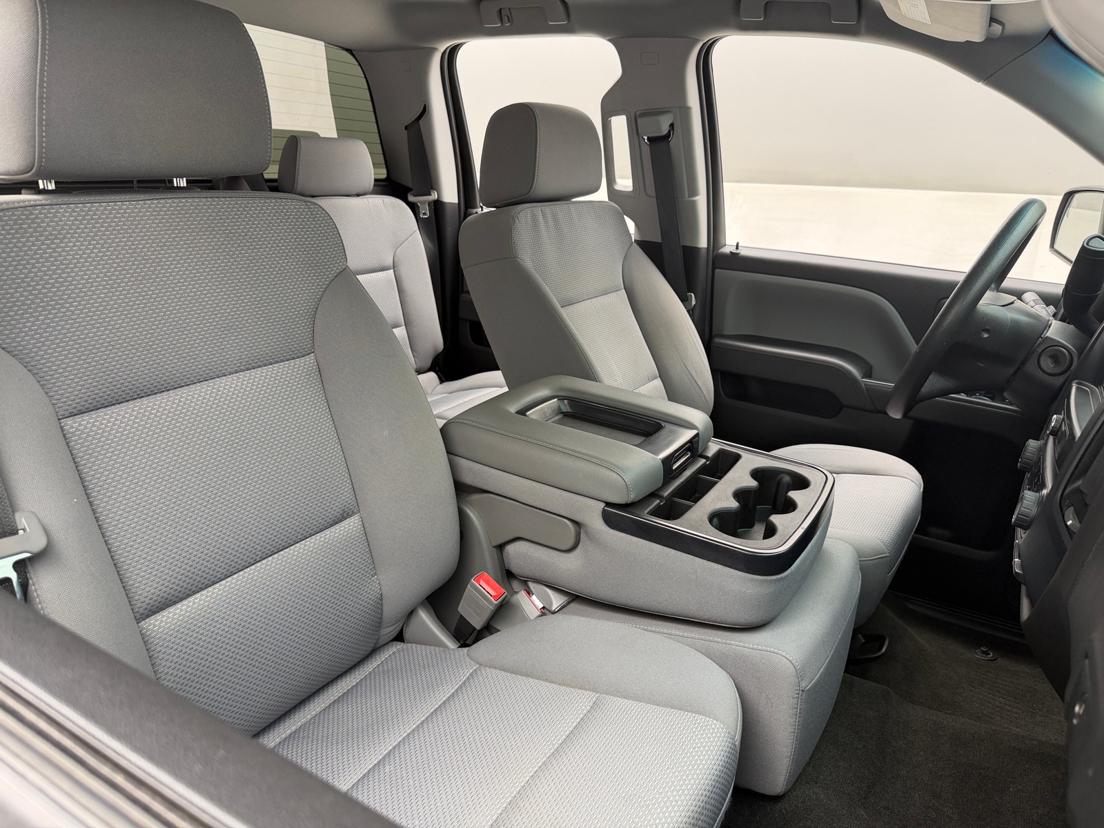 Thumbnail: 2018 Chevrolet Silverado 1500 - 2