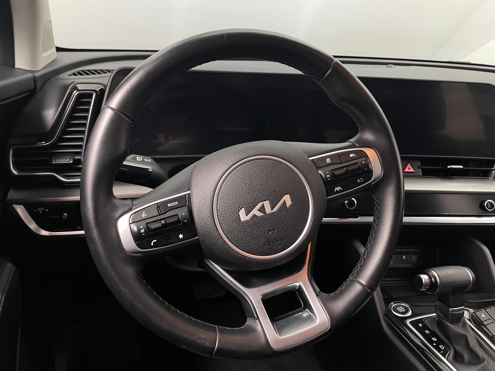 Thumbnail: 2023 Kia Sportage - 4